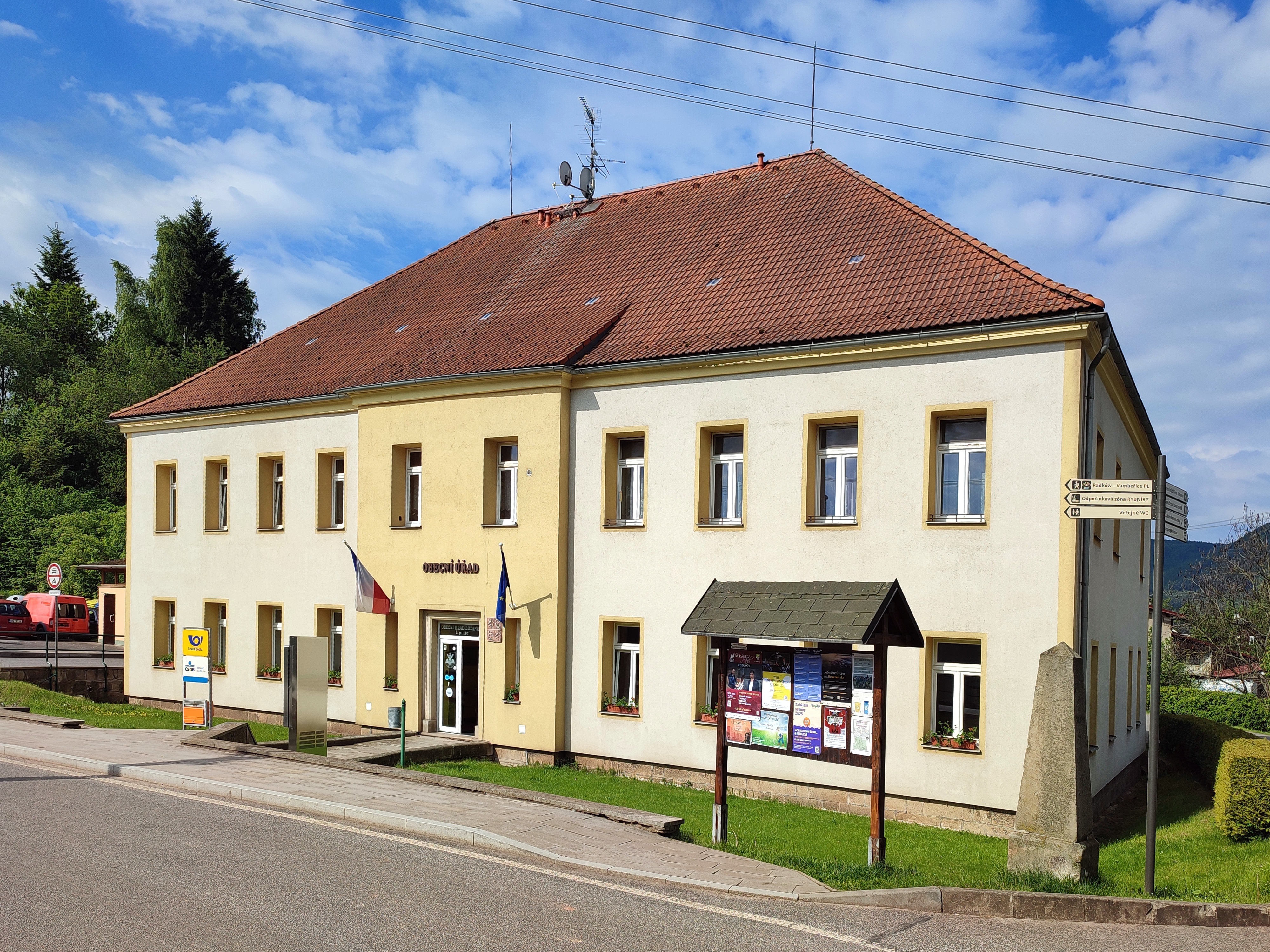 Božanov - obecní úřad foto 3