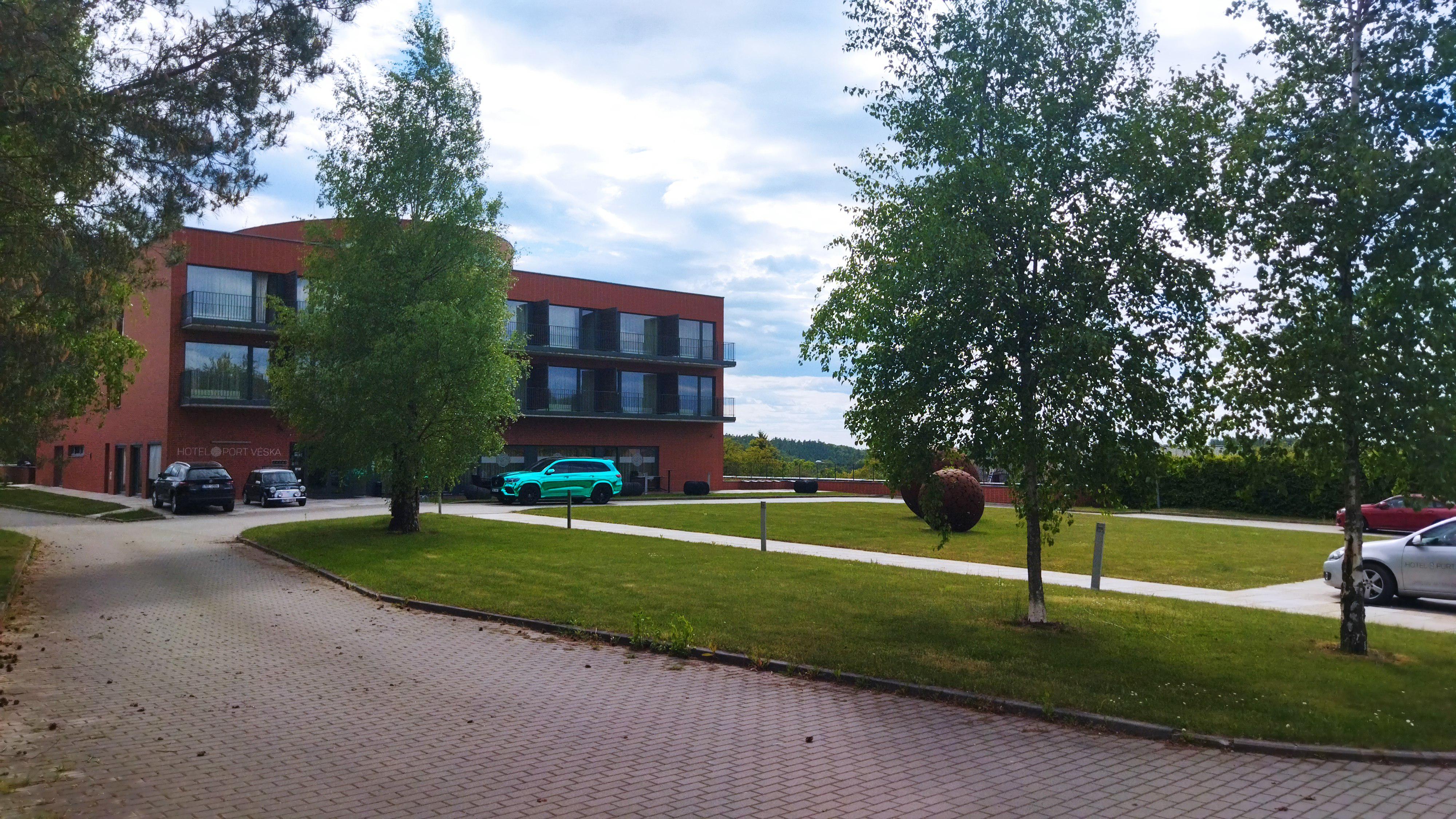 S-Port Restaurant Véska