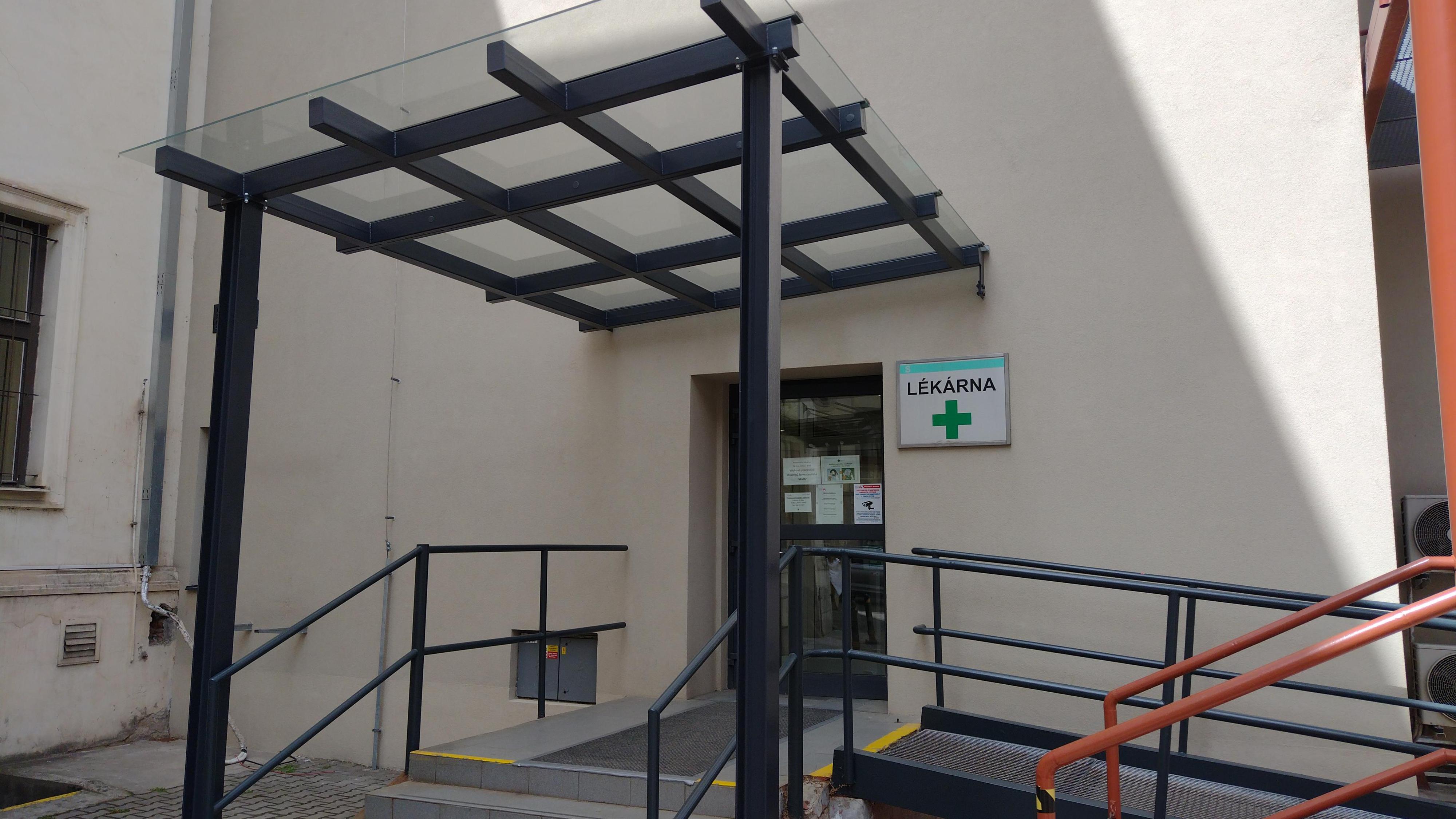 Nemocniční lékárna - výdejní místo - Fakultní nemocnice u sv. Anny v Brně