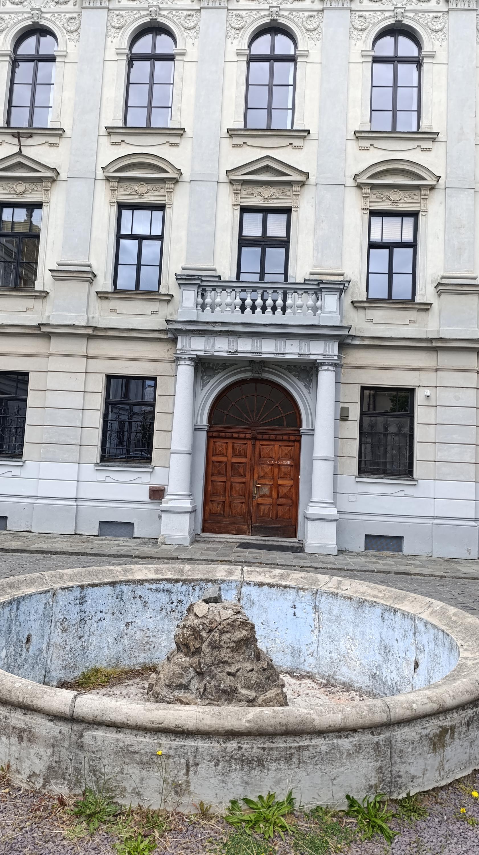 Knihovna Arcibiskupského gymnázia Kroměříž foto 5