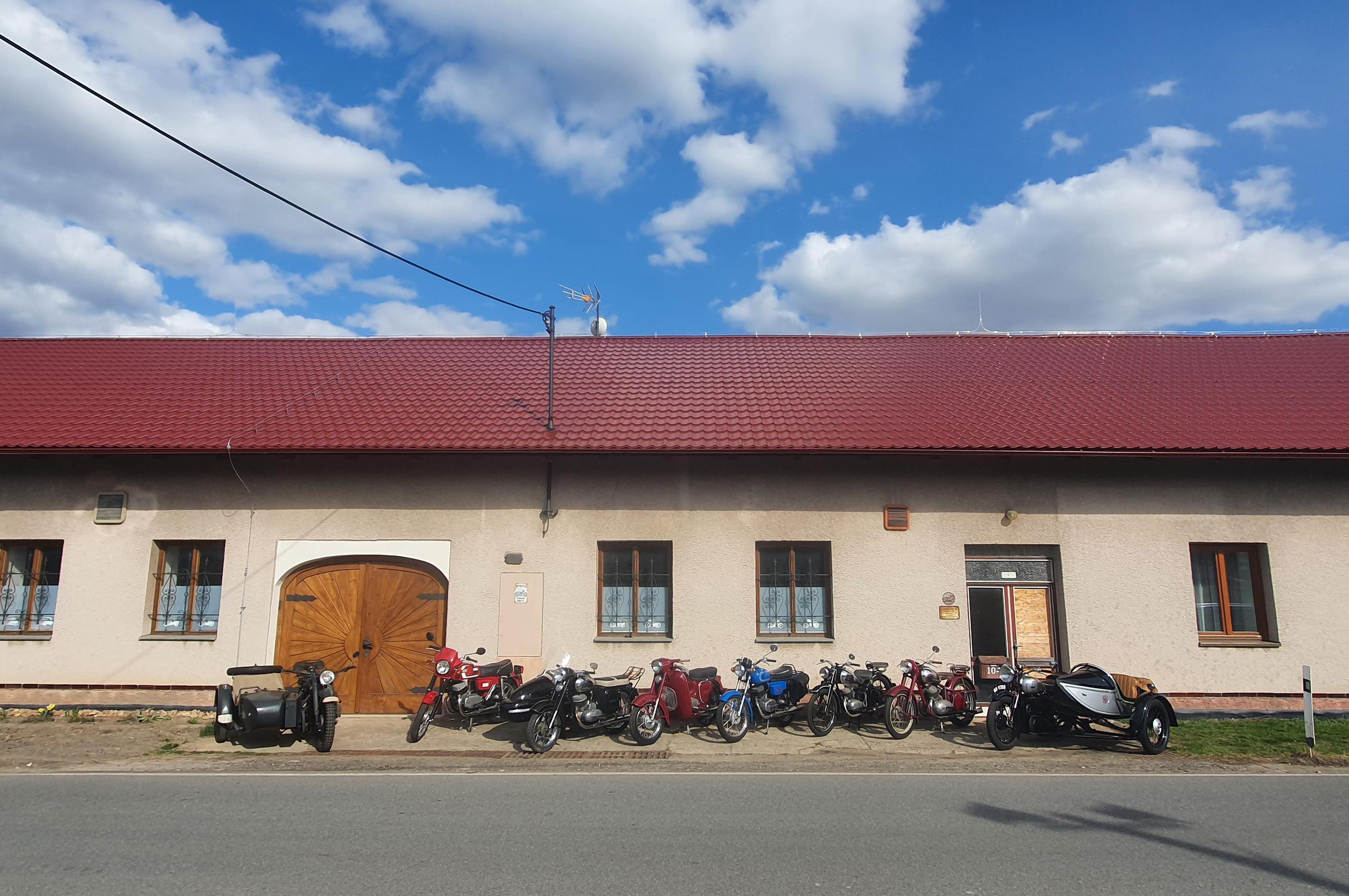 Servis motoveteránů Zdeněk Tejkl