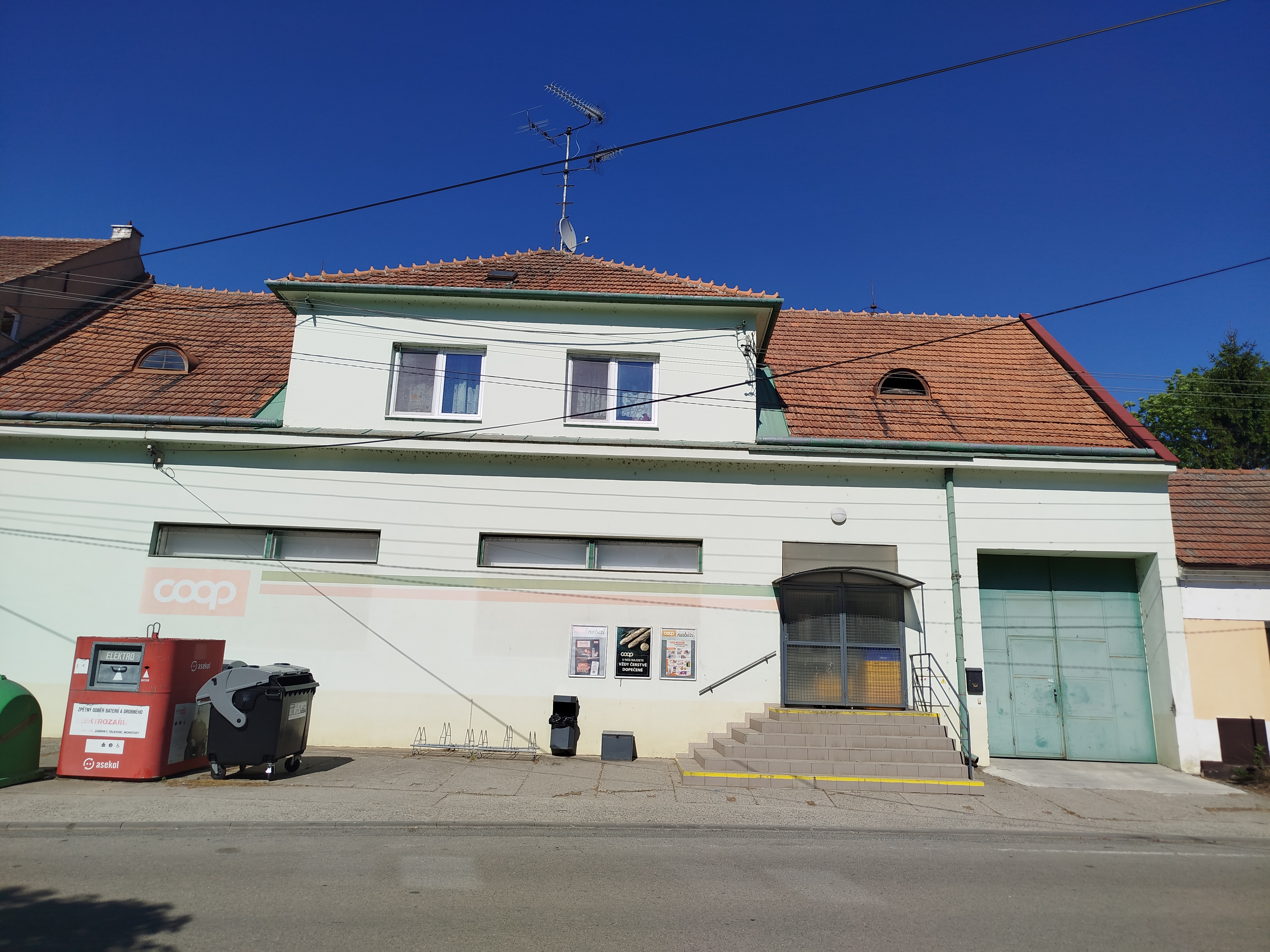 Jednota, spotřební družstvo v Hodoníně - COOP