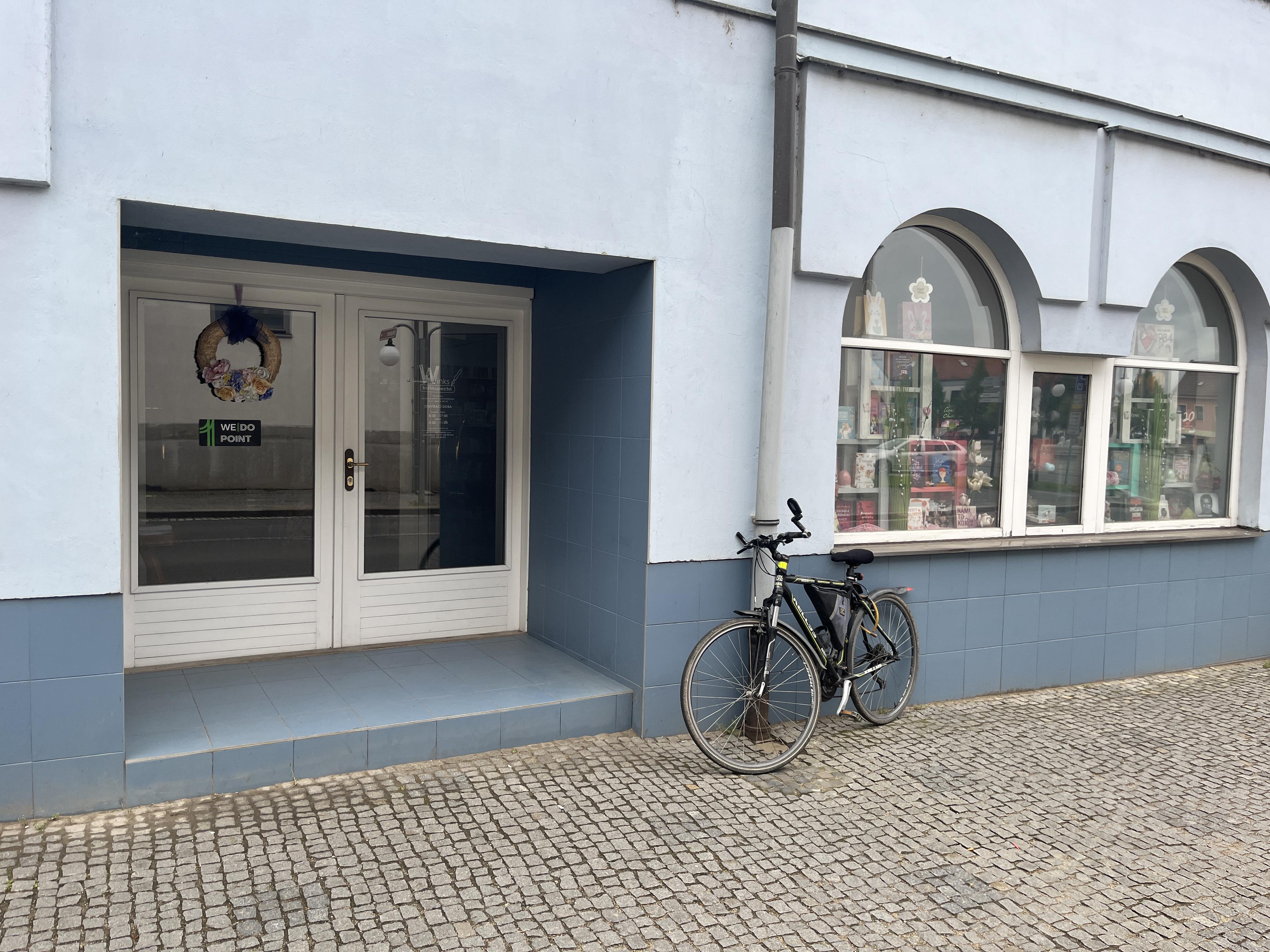 WINKS - KNIHKUPECTVÍ