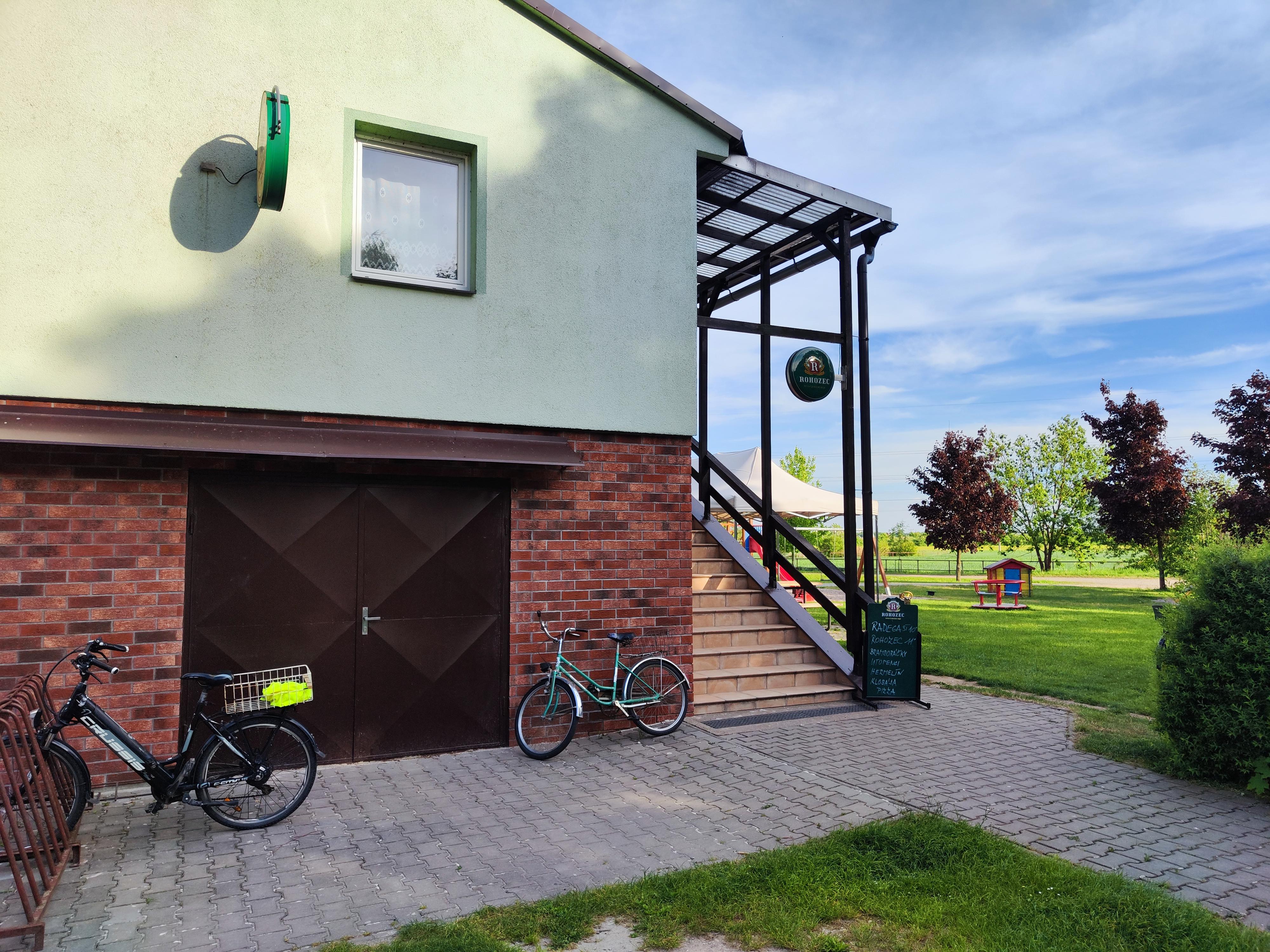 Pohostinství Podůlšany