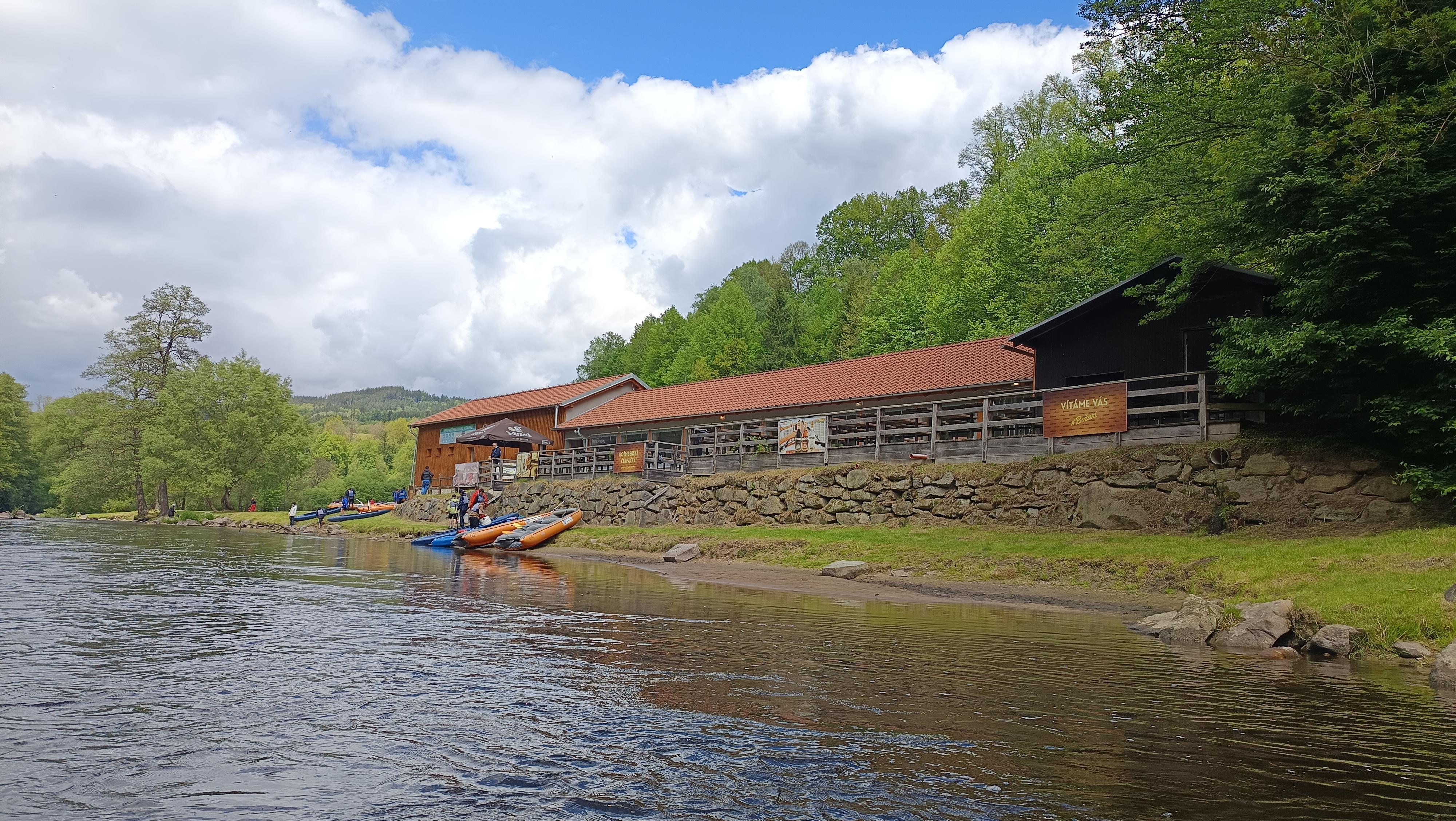 Občerstvení Kemp Rožmberk nad  Vltavou foto 2
