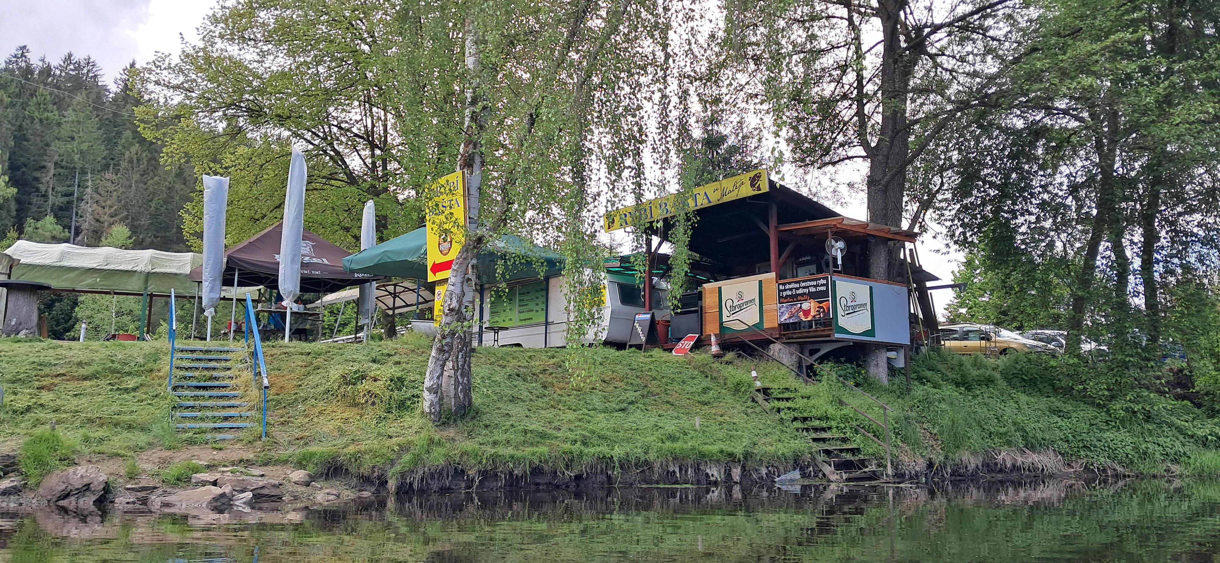 Rybí Bašta u Matěje foto 1