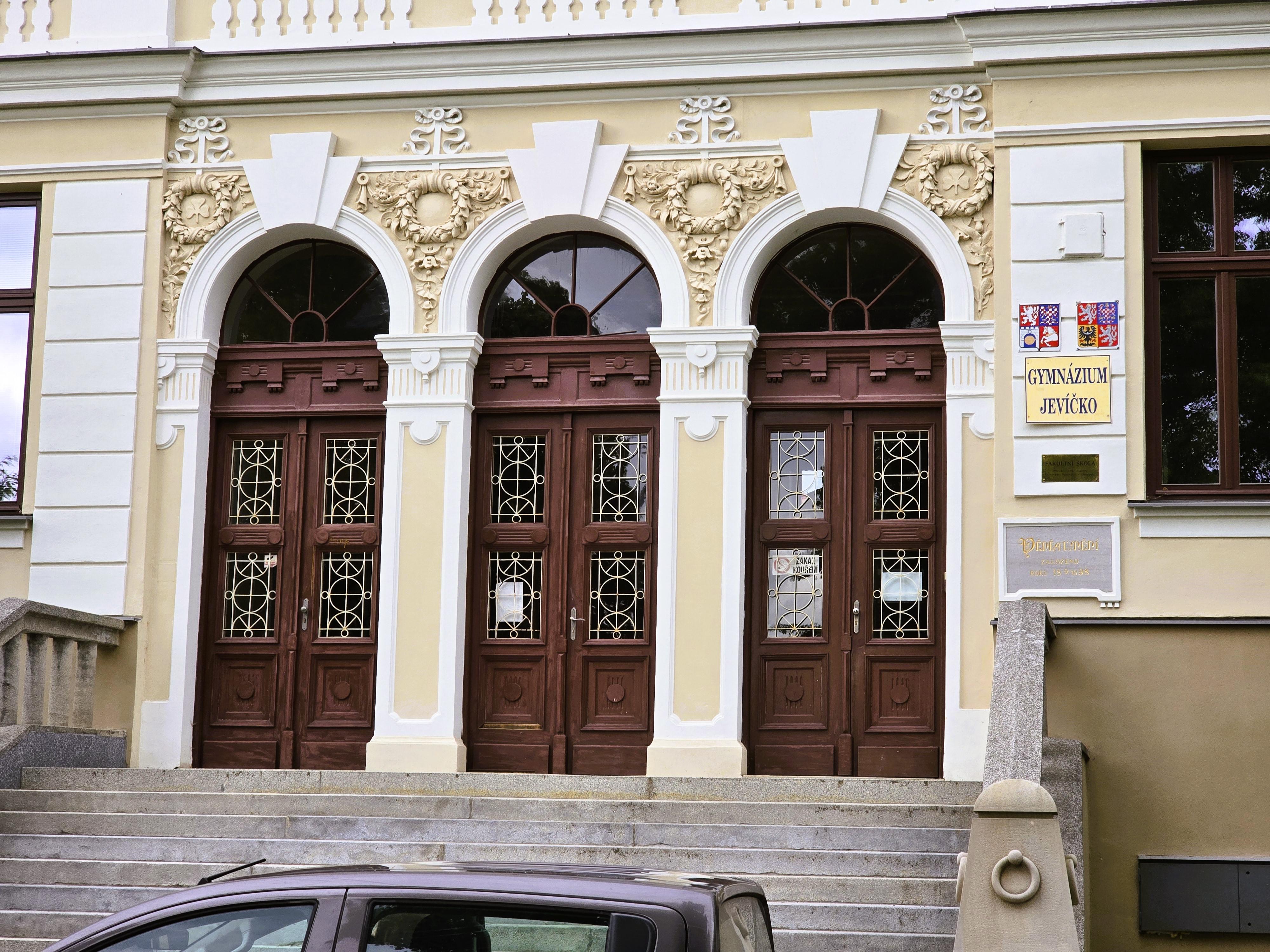 Gymnázium, Jevíčko, A. K. Vitáka 452 foto 4
