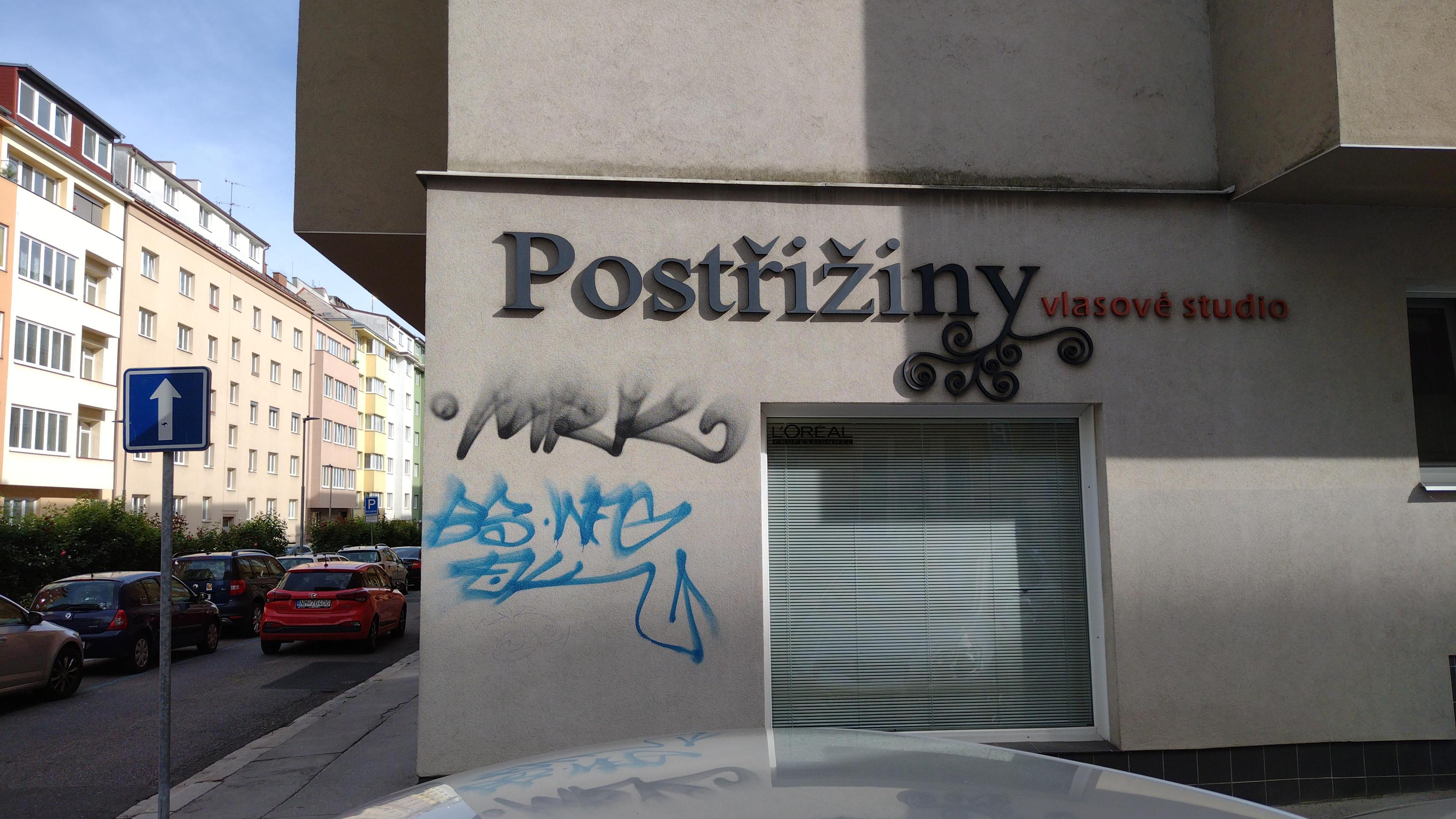 Vlasové studio Postřižiny - Magda Zavřelová foto 2