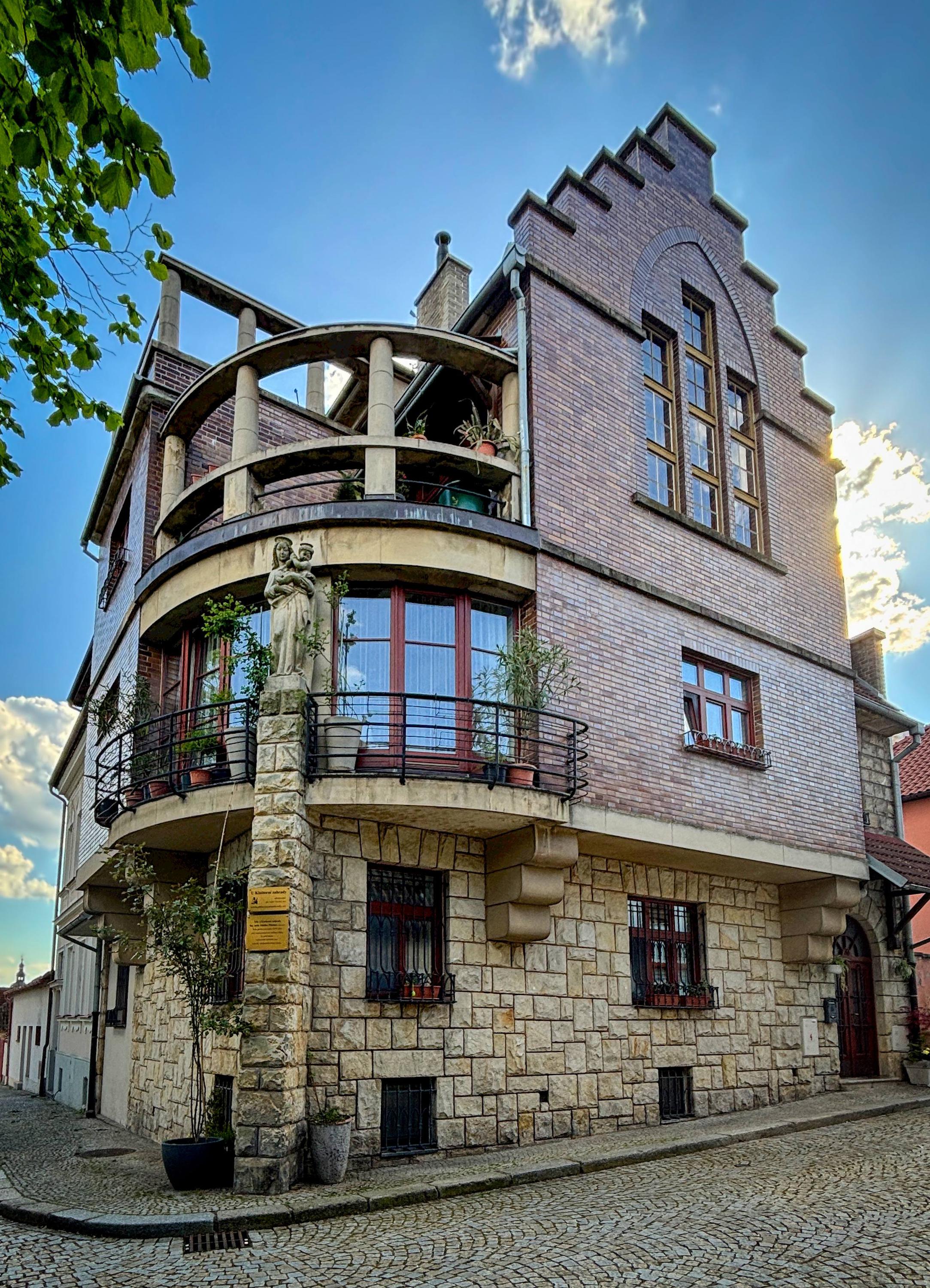 Pštrossova vila foto 3