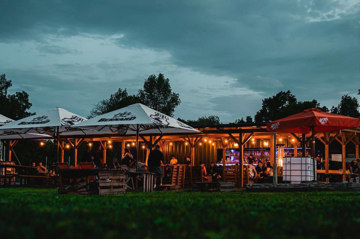 Komár Music Garden foto 1