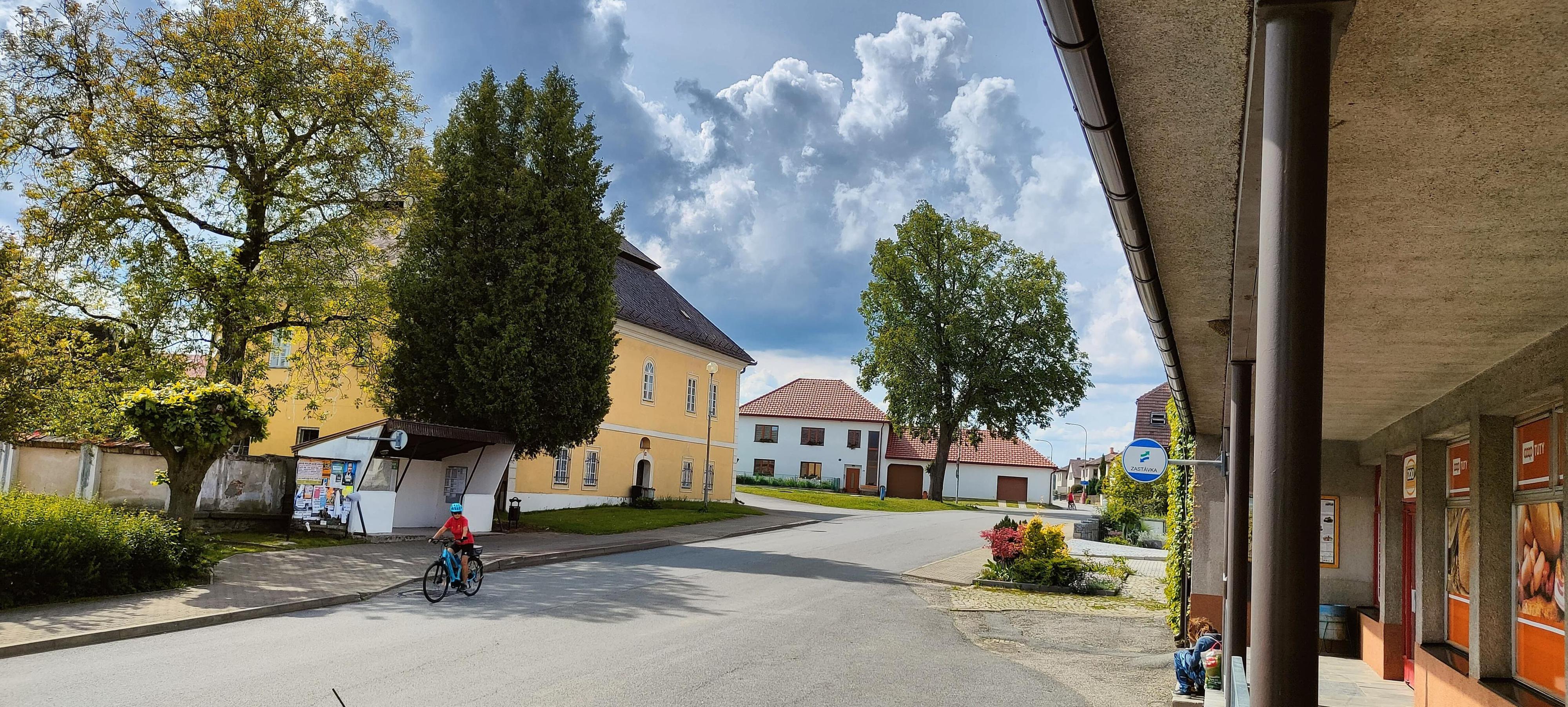 Římskokatolická farnost Božejov