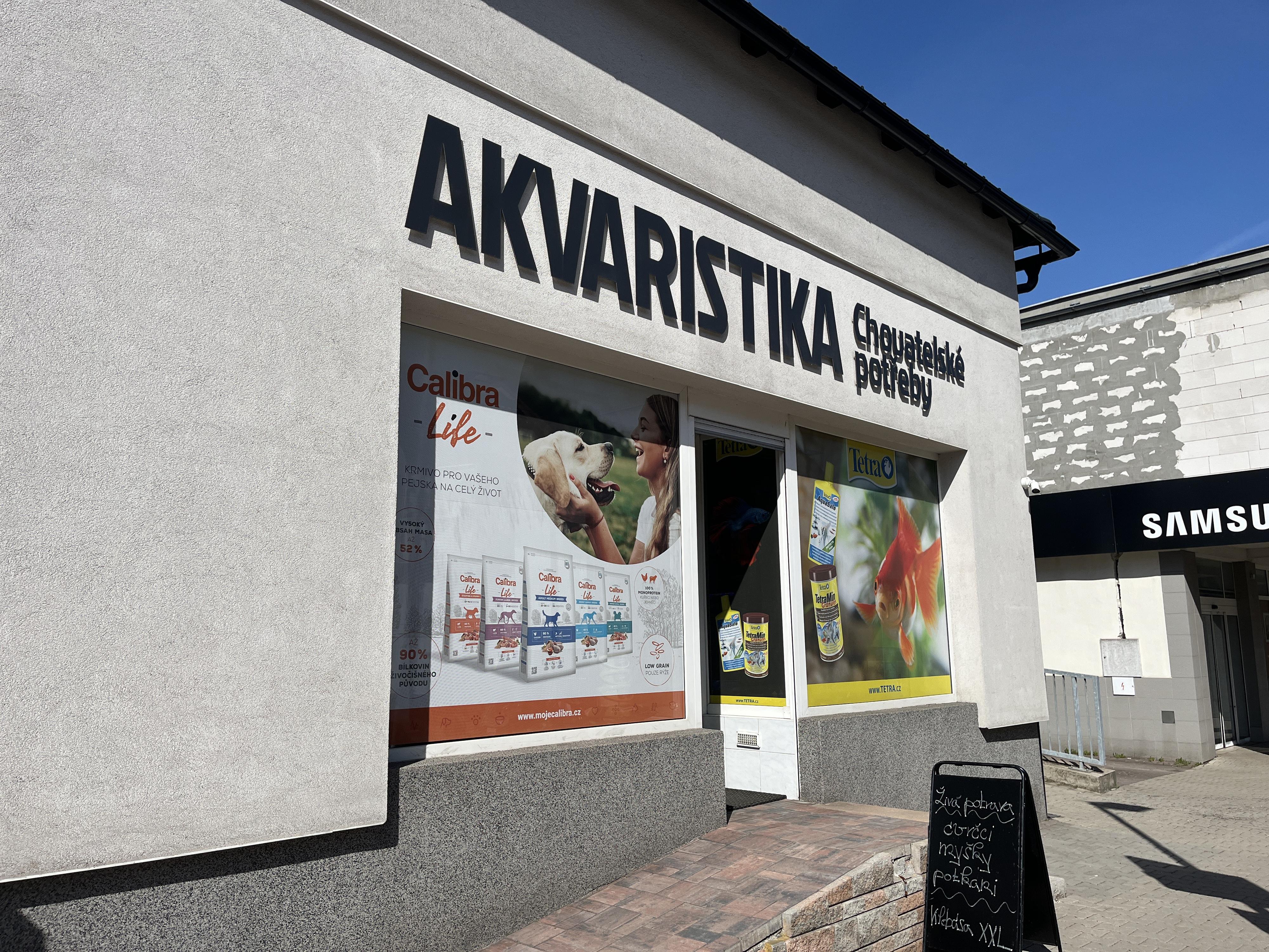 Akvaristika, chovatelské potřeby