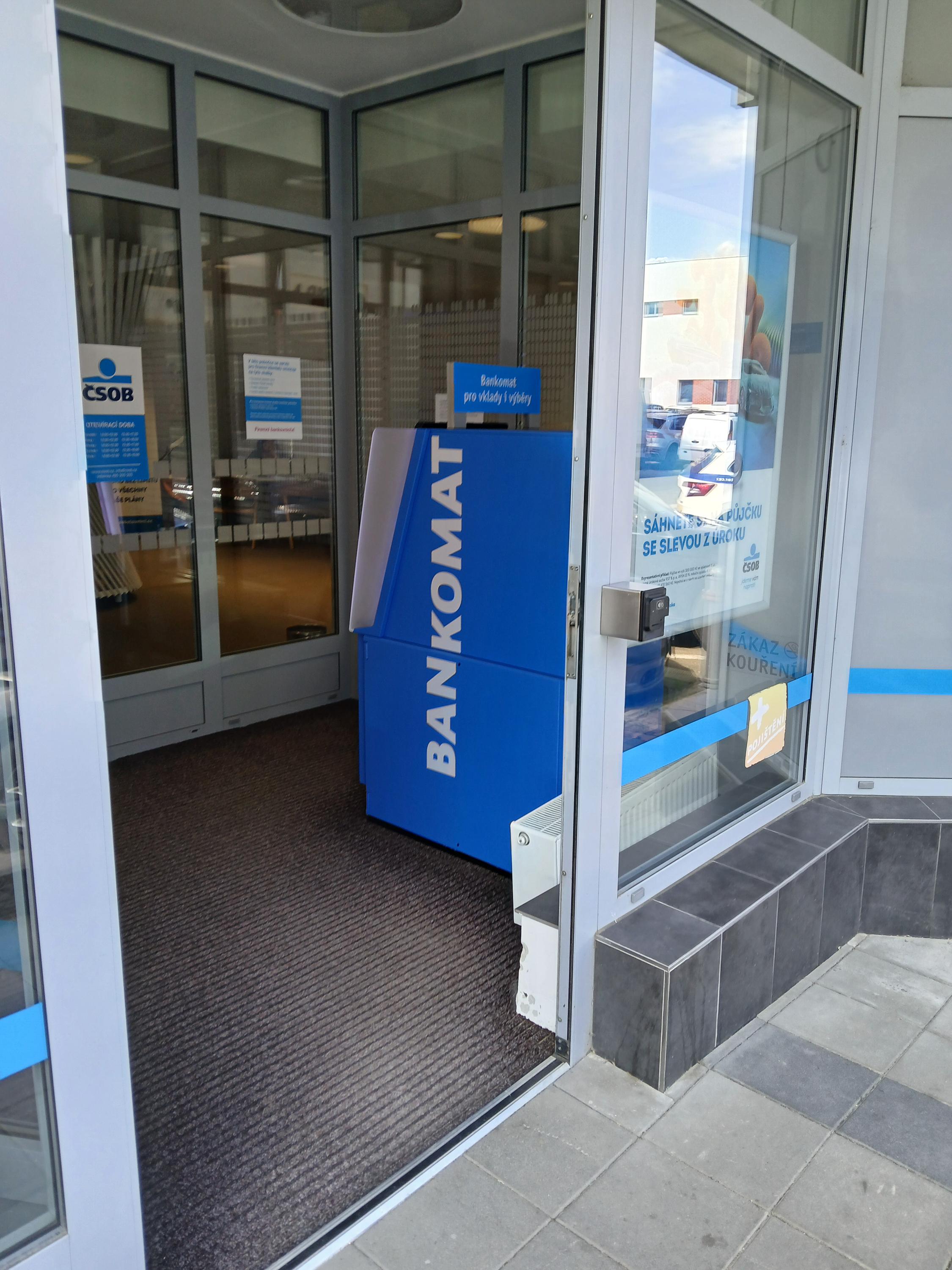 Bankomat ČSOB foto 2