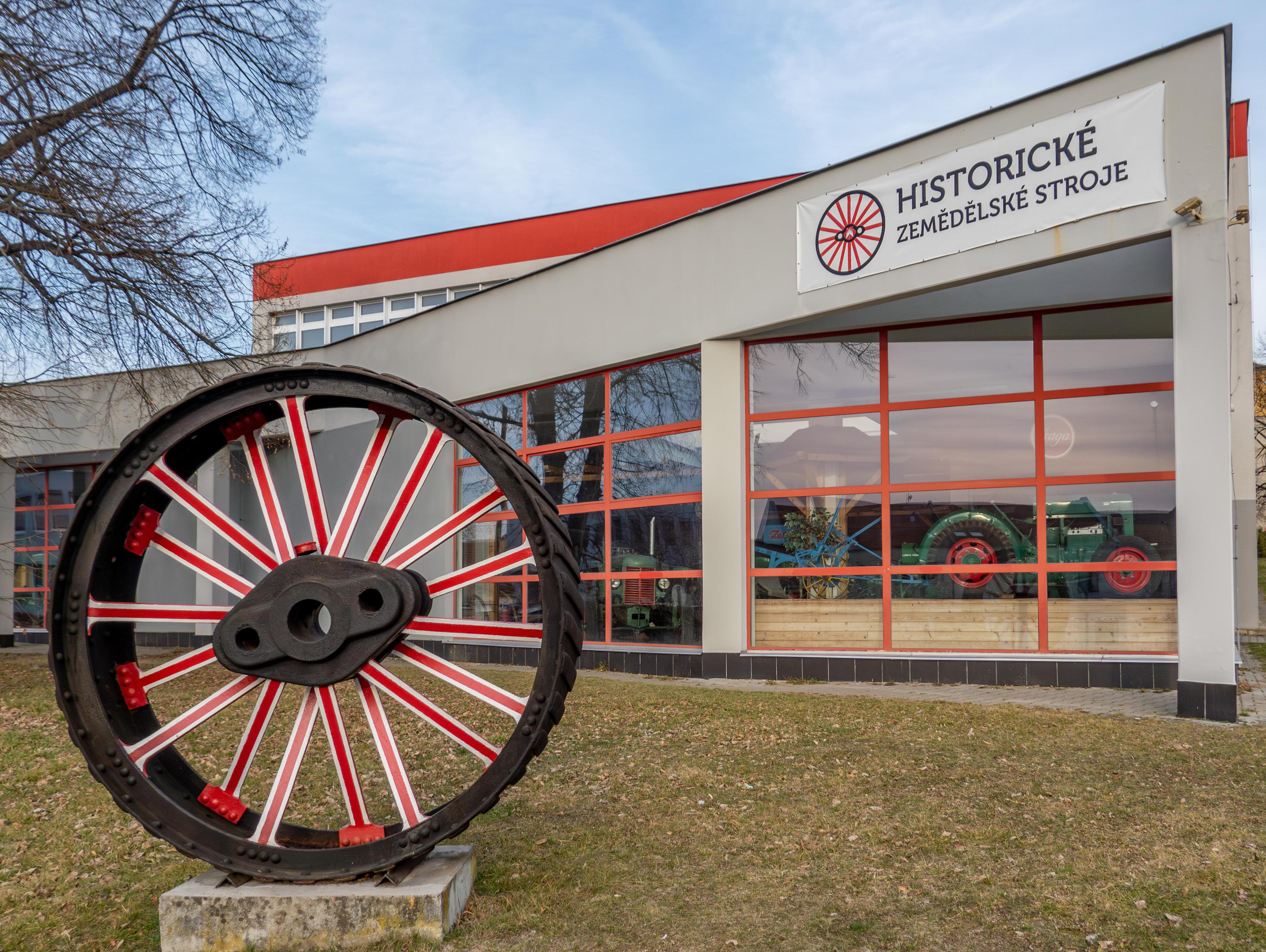 Muzeum regionu Boskovicka – Historické zemědělské stroje foto 3