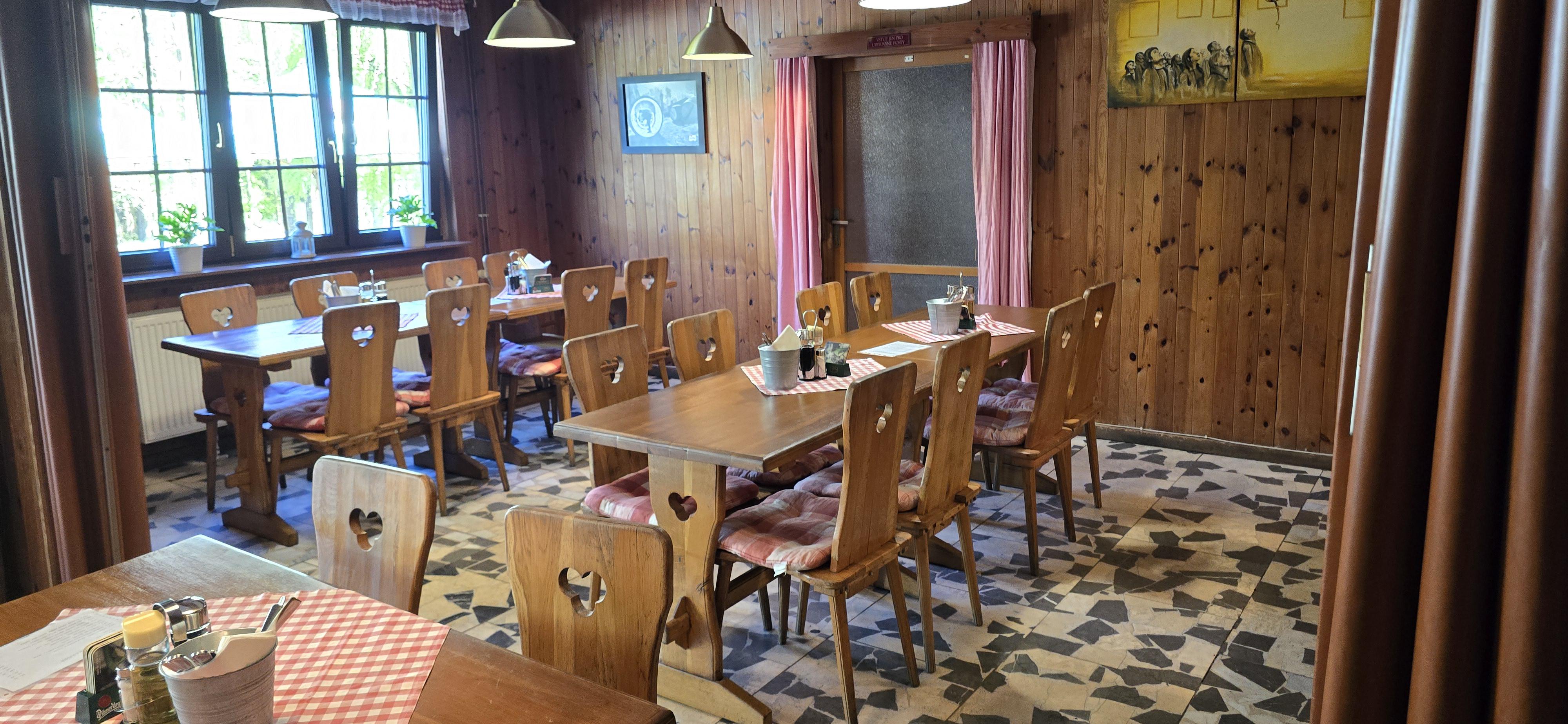 Hotel Koliba - restaurace foto 2