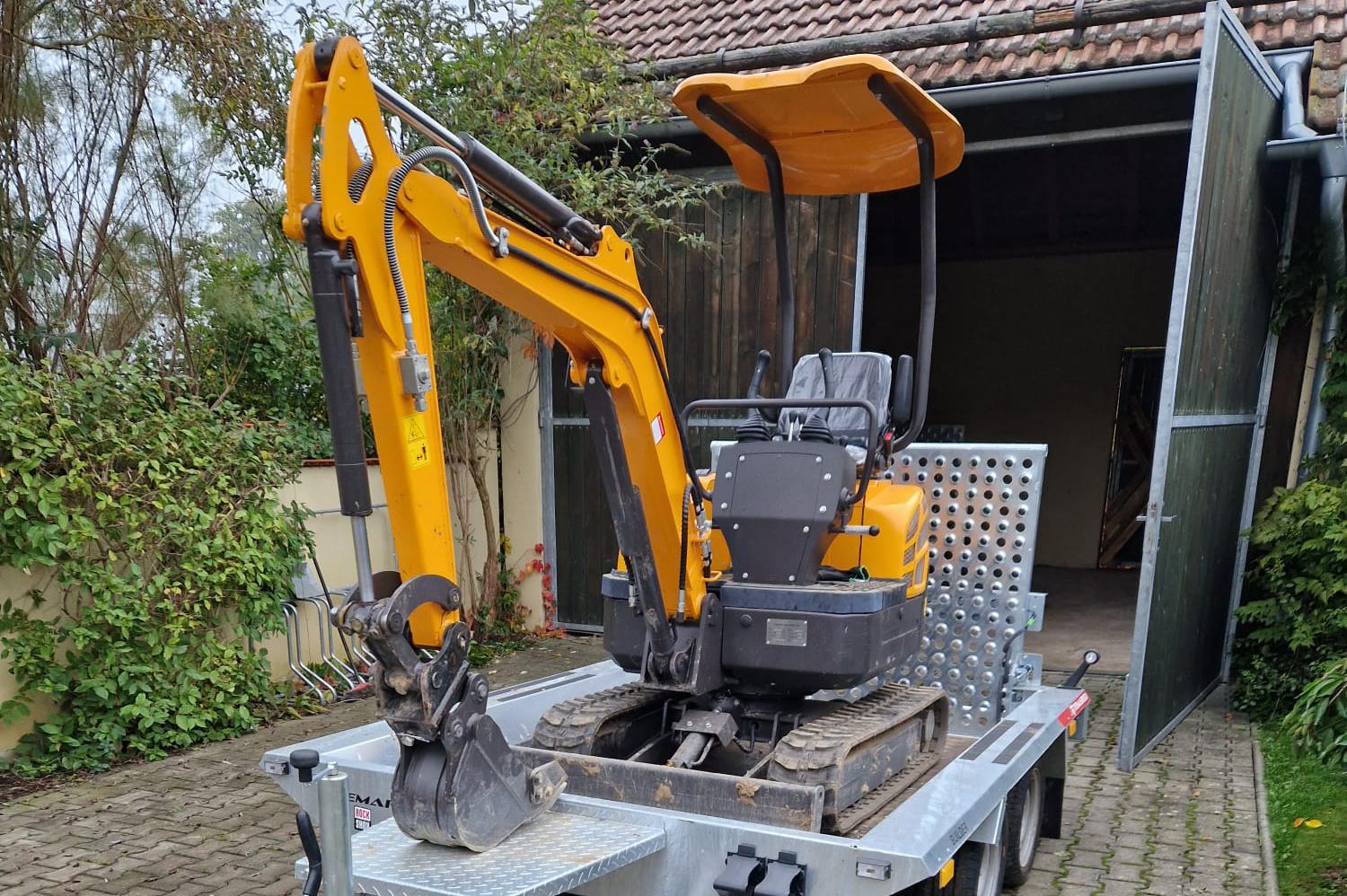 Dodávky Červ - Jan Pasálek