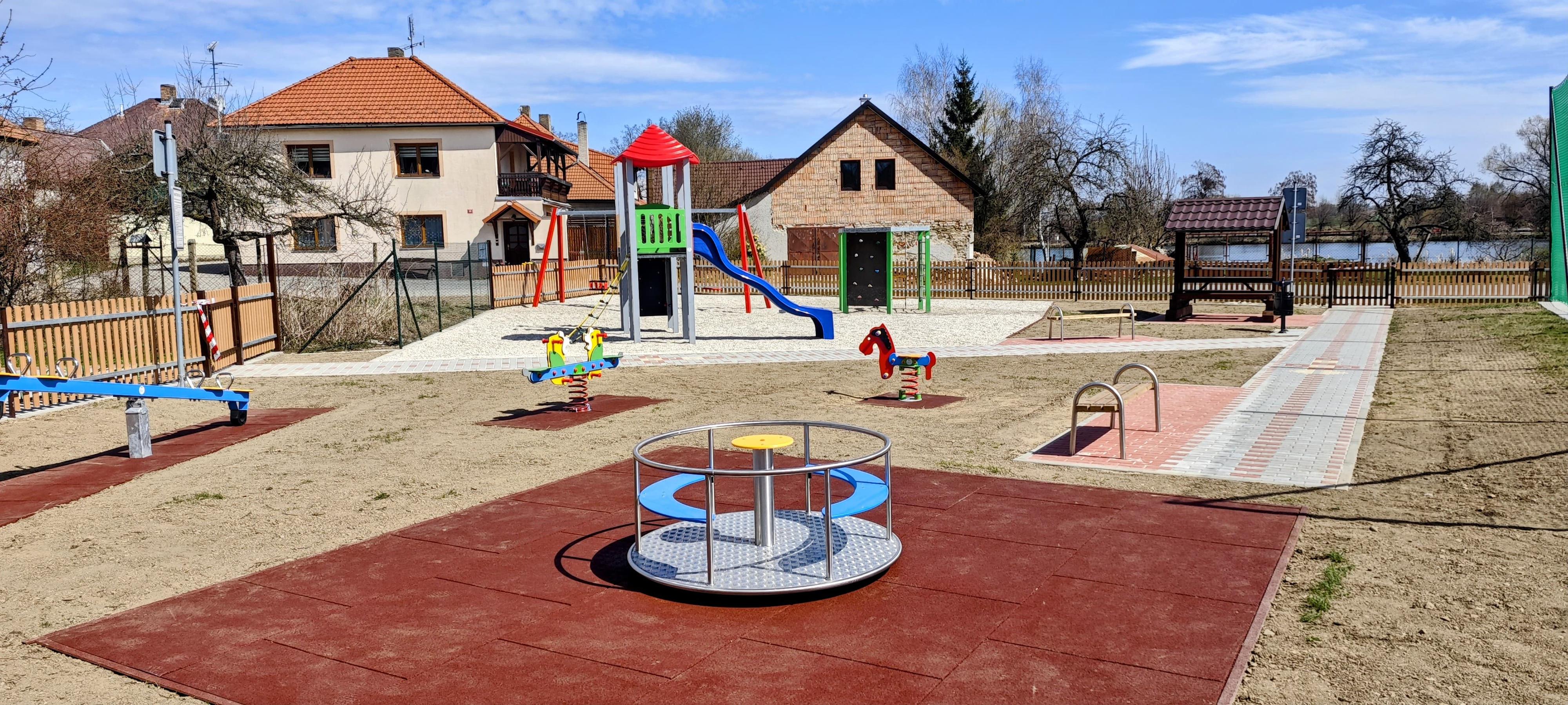 Božejov - úřad městyse foto 5