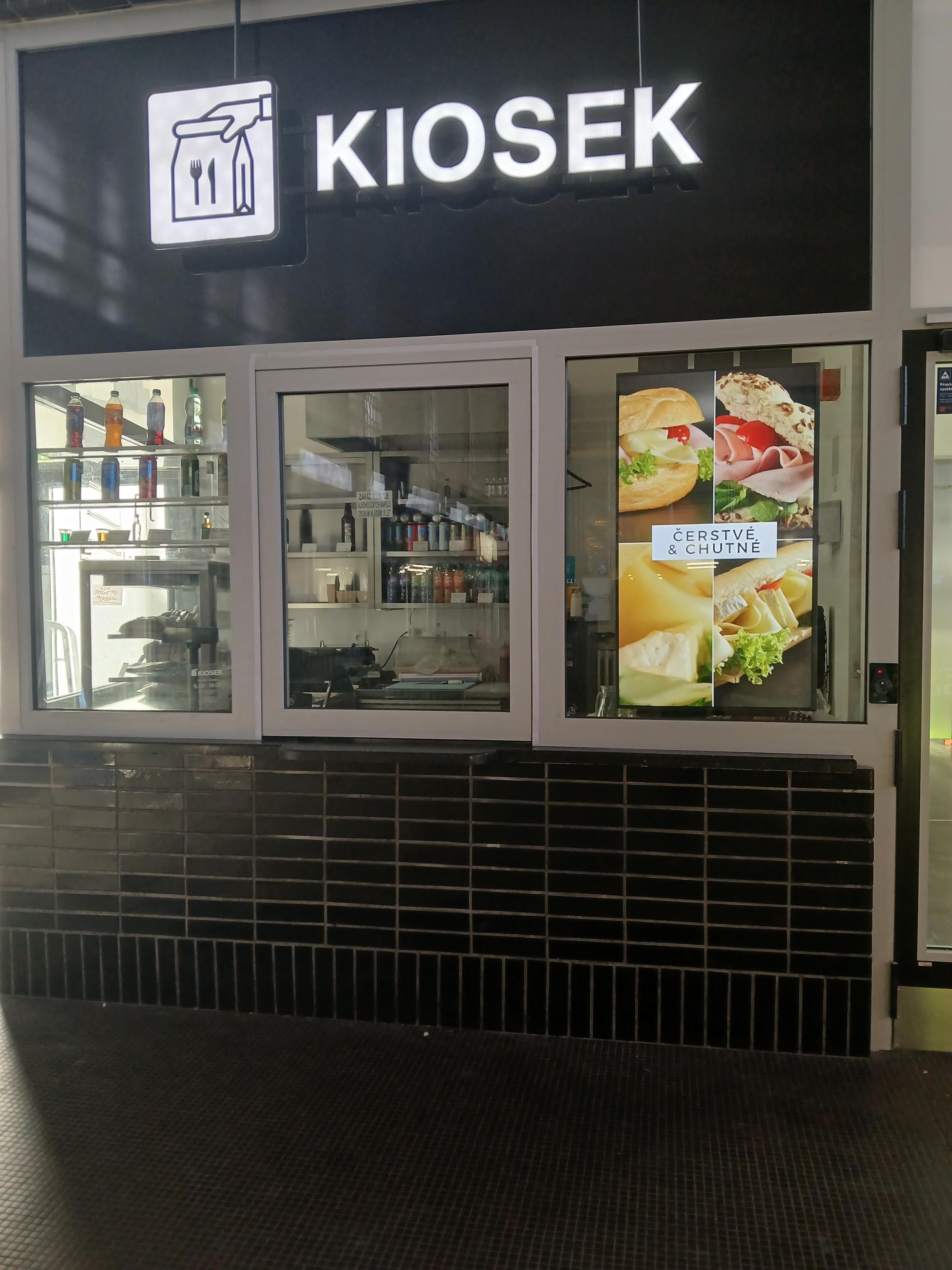 Kiosek Pardubice hlavní nádraží foto 6