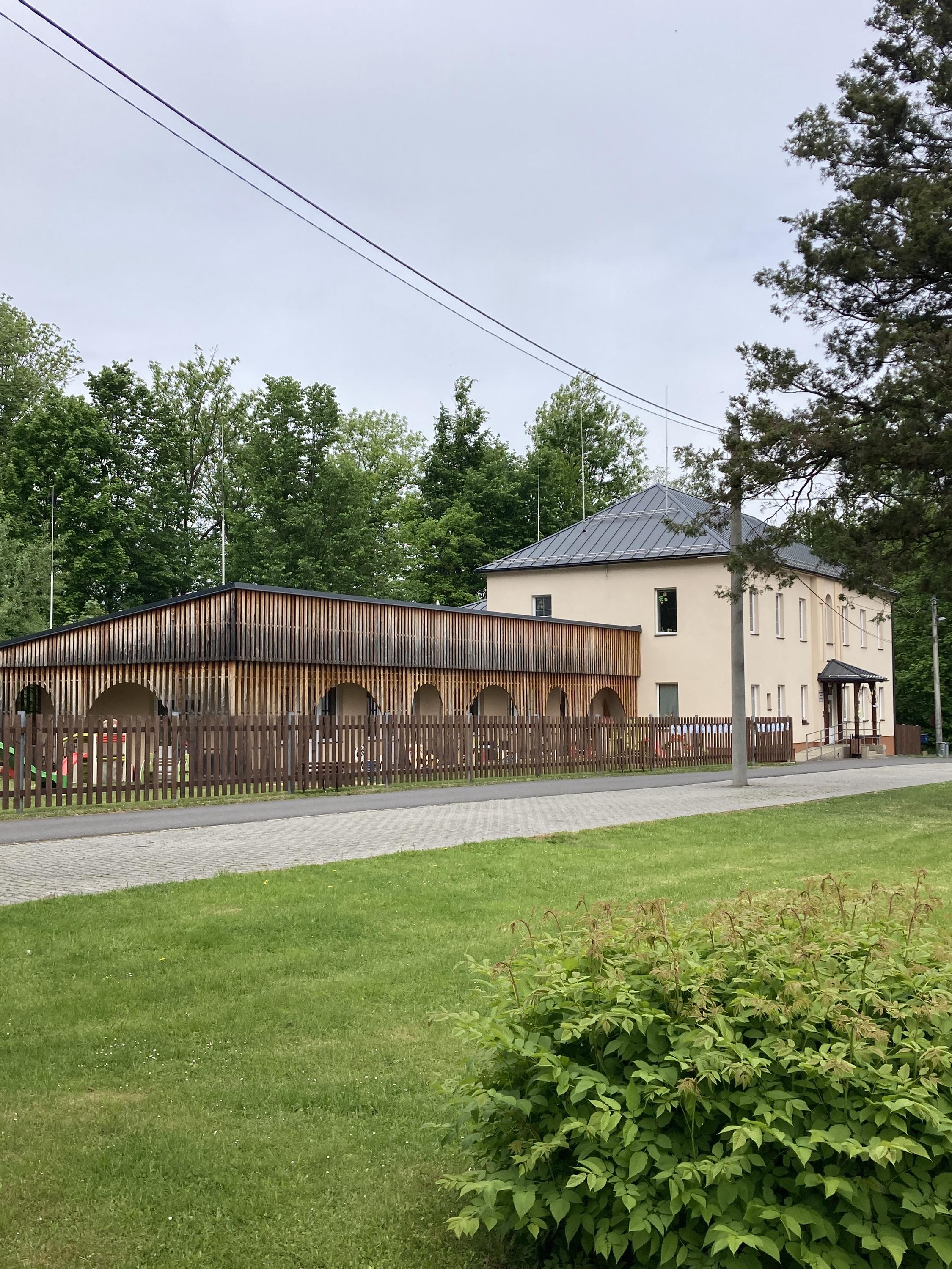 ZŠ T. G. Masaryka a MŠ Komorní Lhotka foto 2