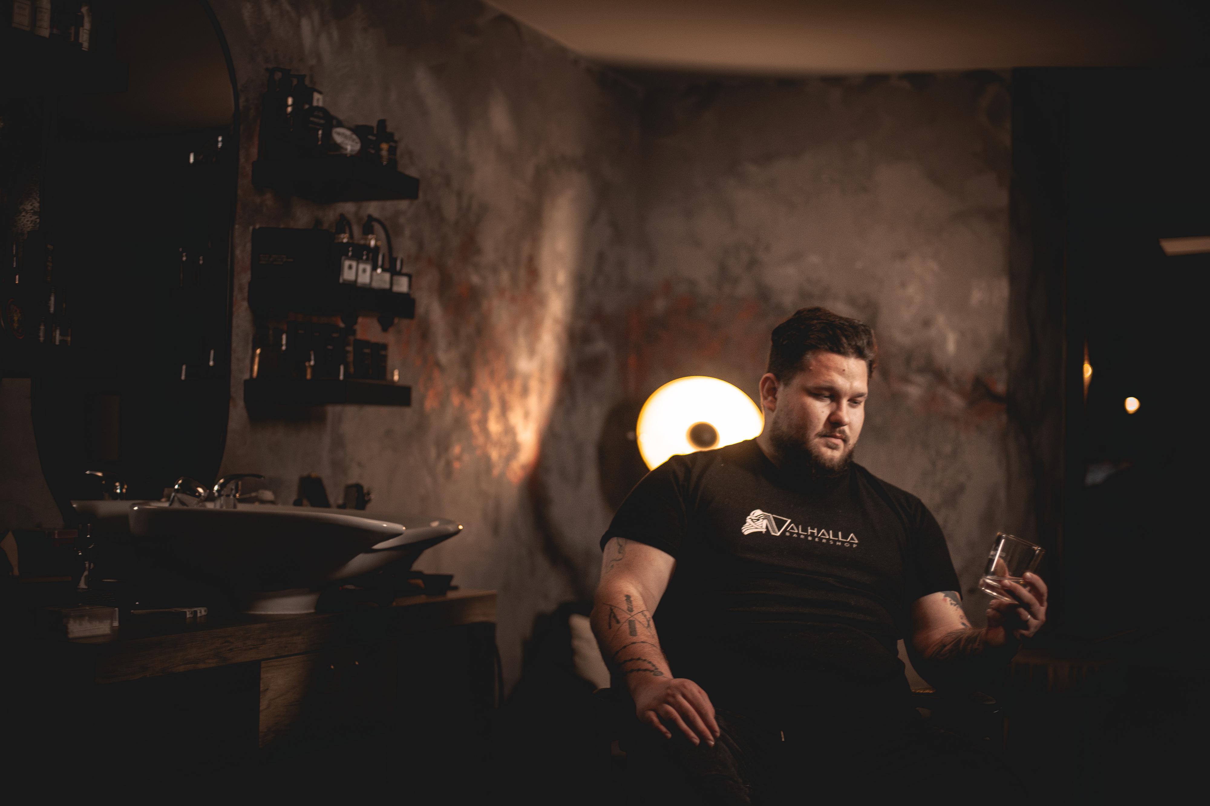 Valhalla Barbershop foto 2