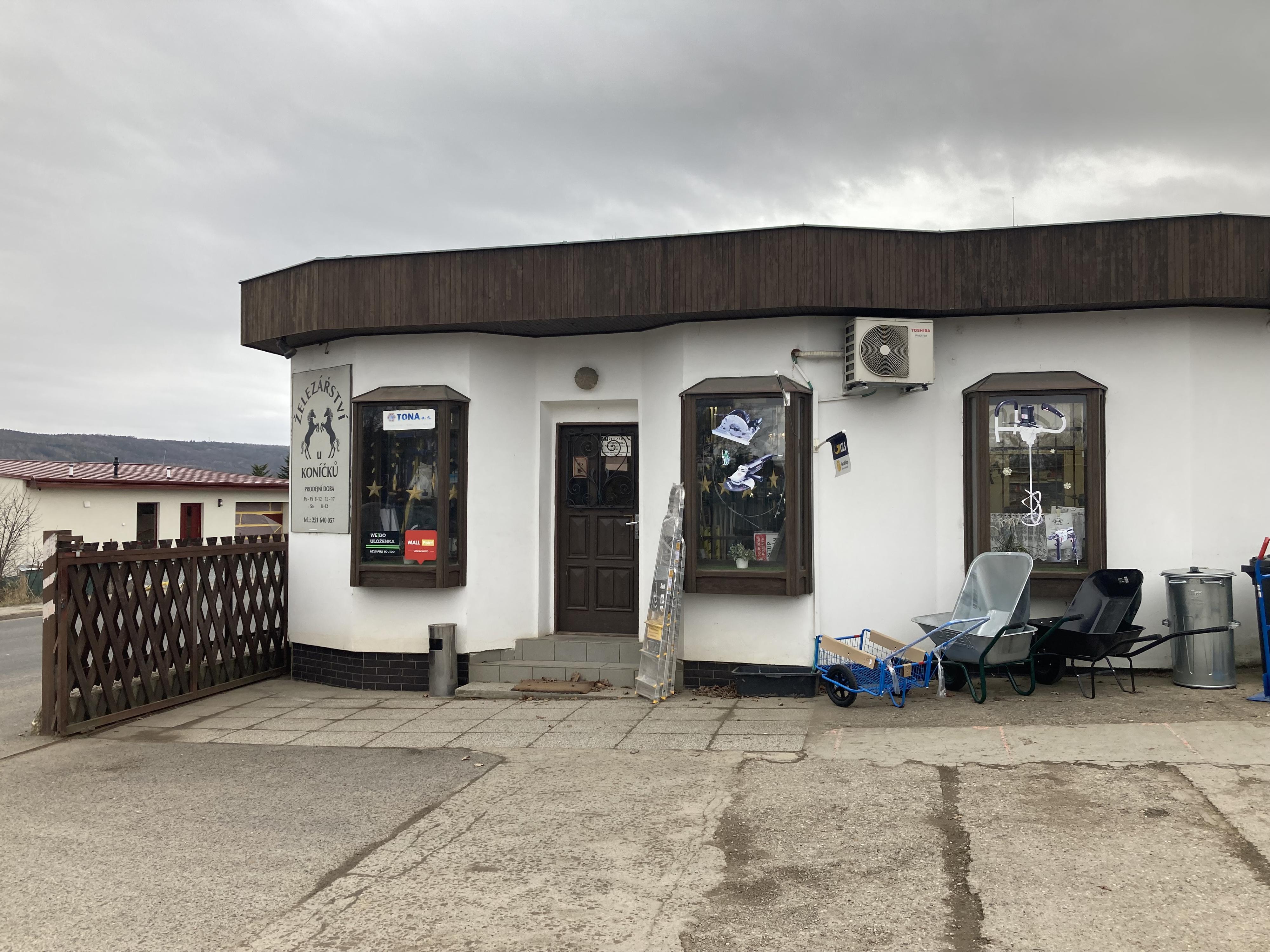 Železářství U Koníčků