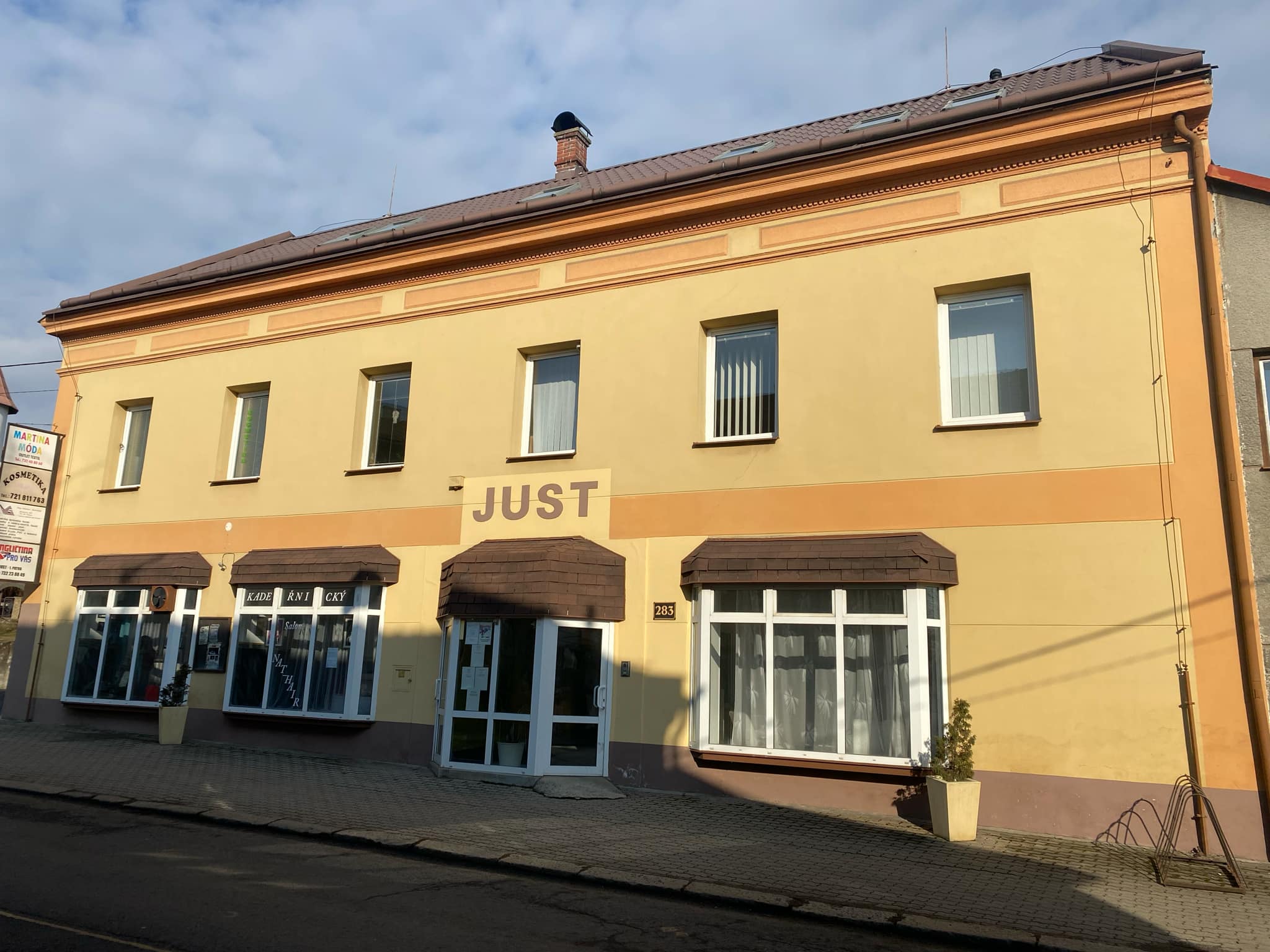 RK KARETA realitní kancelář foto 2