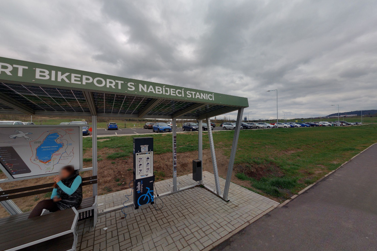 Dobíjecí stanice pro elektrokola foto 5