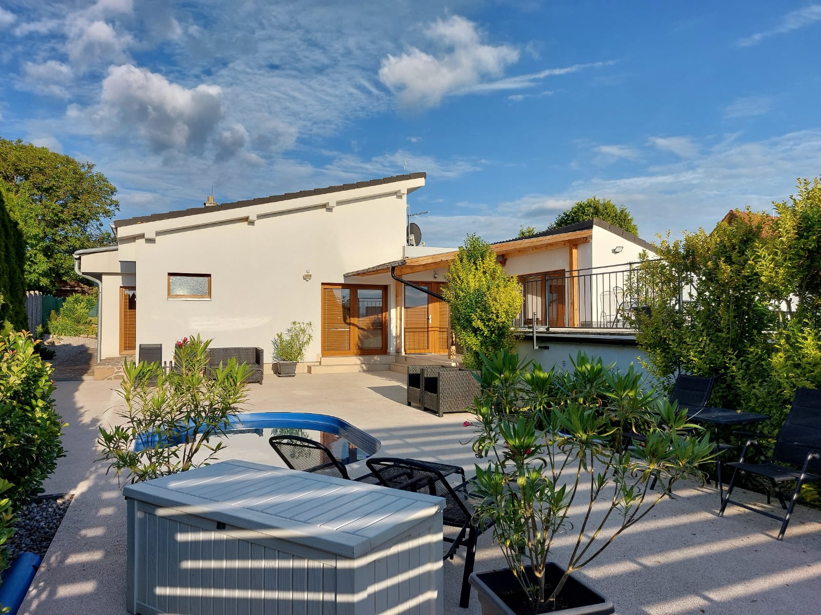 Village Romantic Apartments foto 4