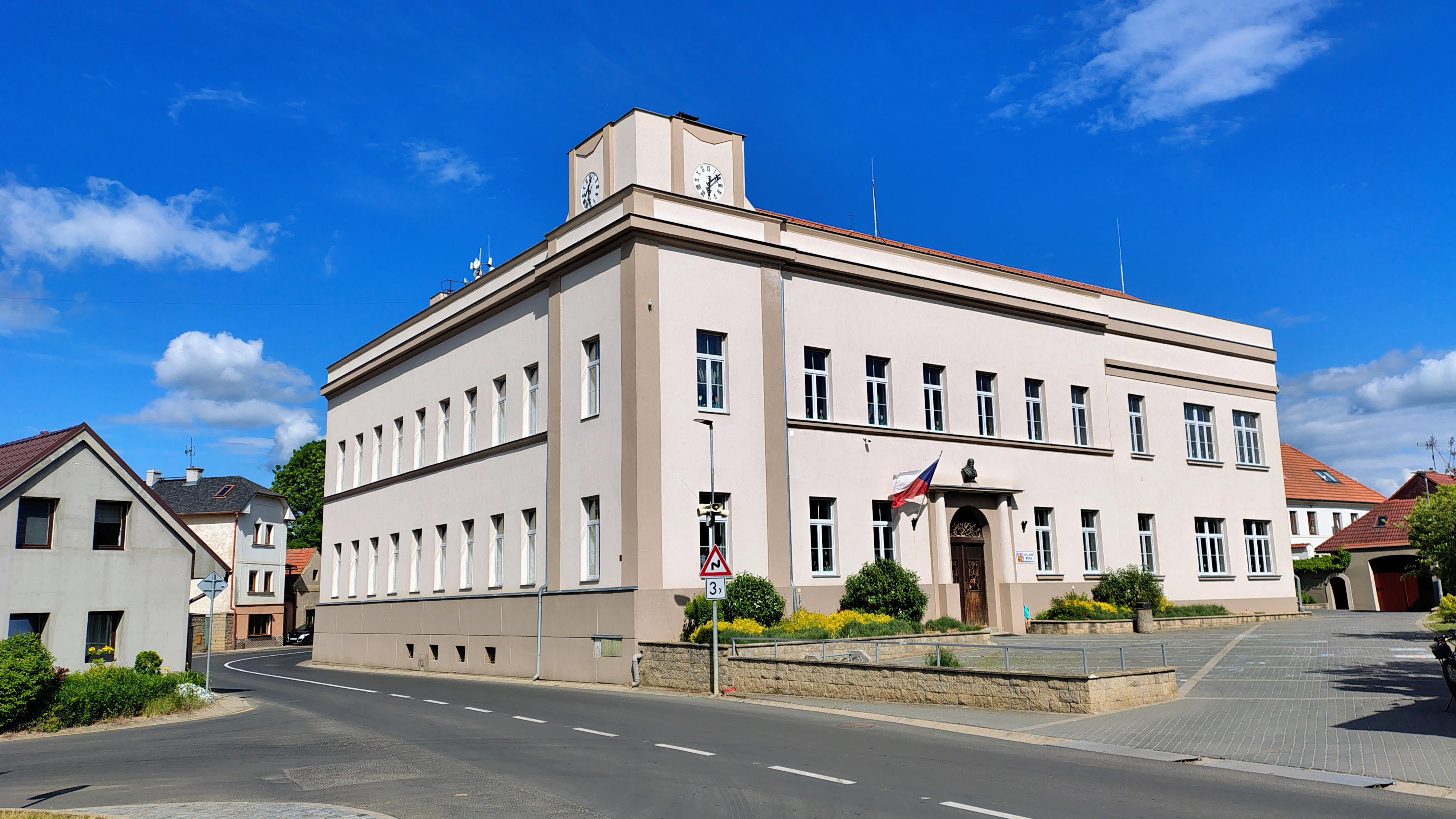 ZŠ a MŠ Brozany nad Ohří, Školní foto 6