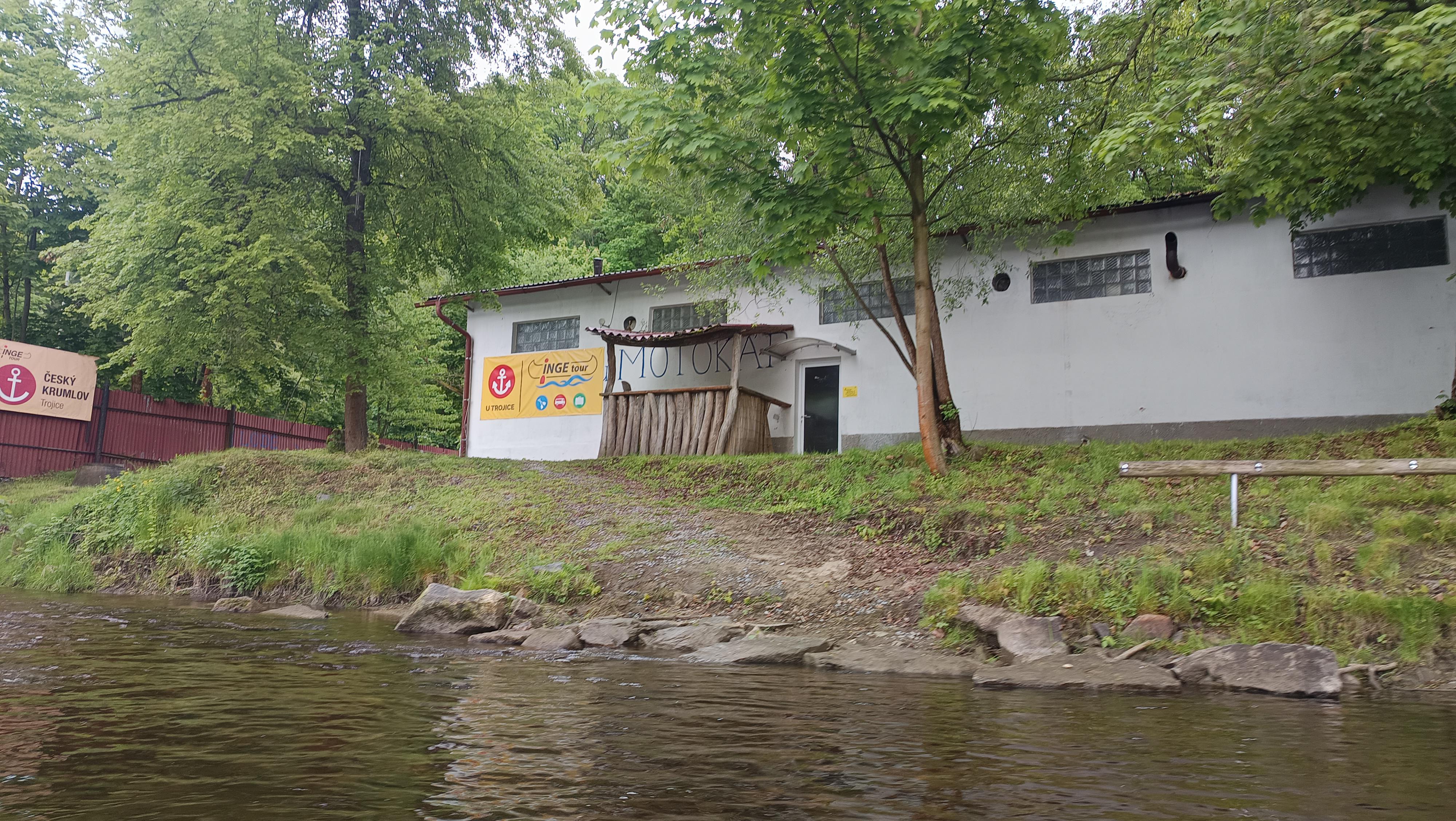 Půjčovna lodí INGEtour | U Trojice Český Krumlov