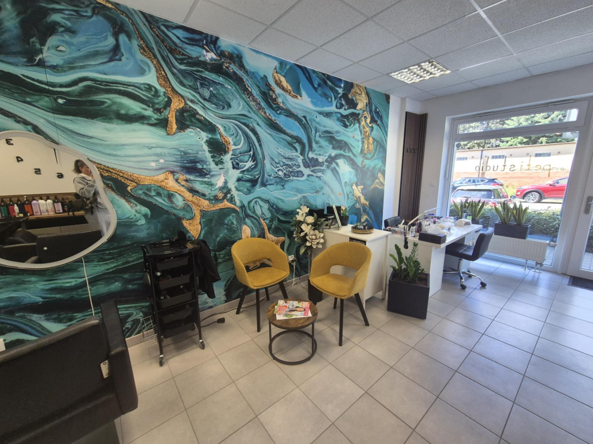 petistudio BEAUTY foto 2