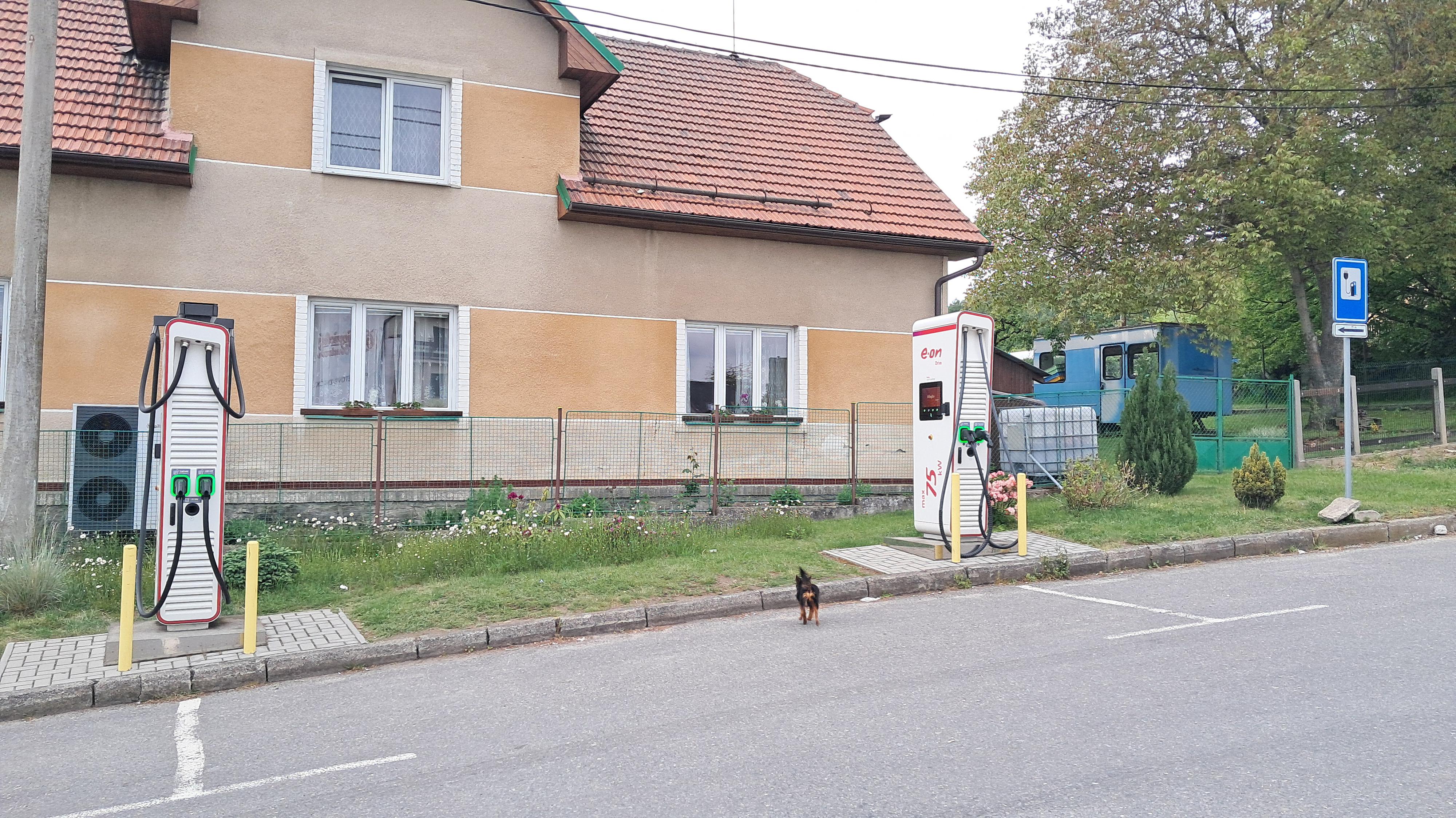 Dobíjecí stanice E.ON Drive