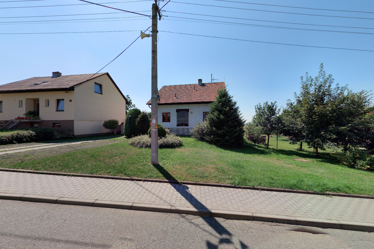 Tomáš Jurečka - bytové a domovní elektroinstalace