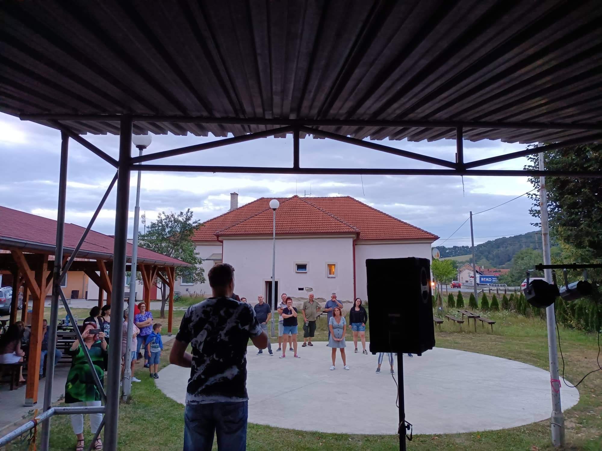 DJGEORGEZLIN.CZ - svatby a soukromé akce foto 3