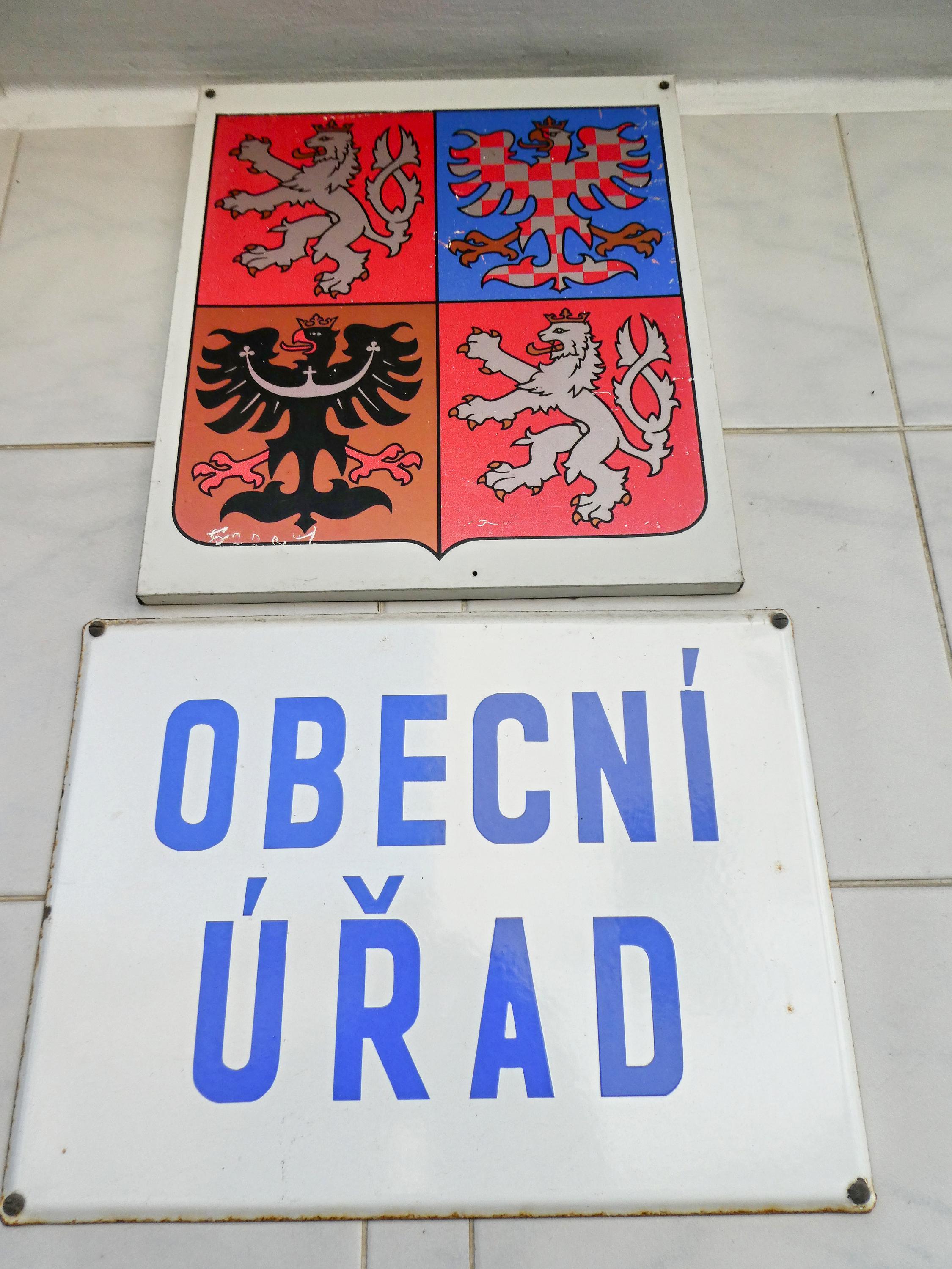 Záboří nad Labem - obecní úřad foto 5