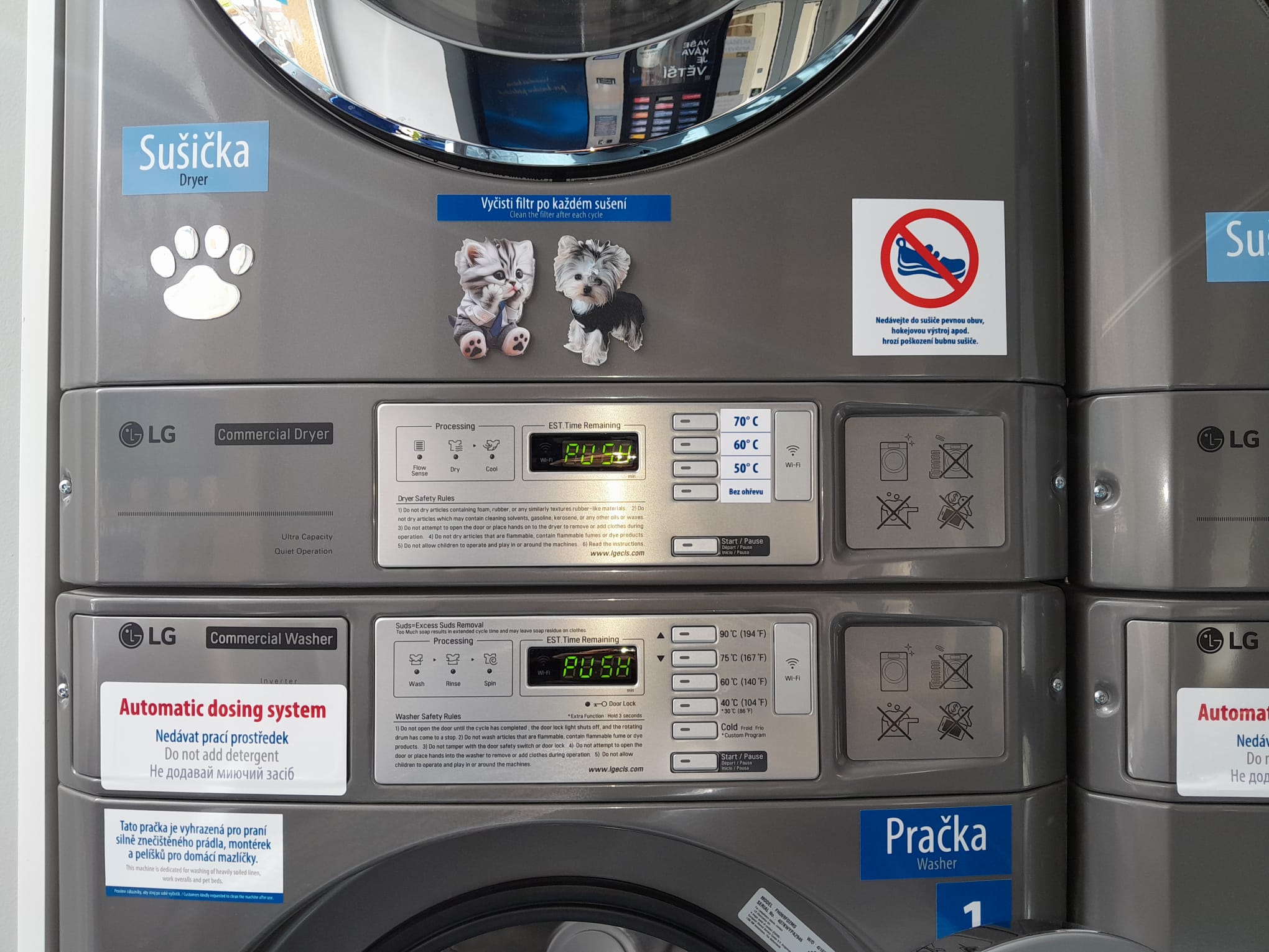 Quickwash - 1. ozonová samoobslužná prádelna foto 4