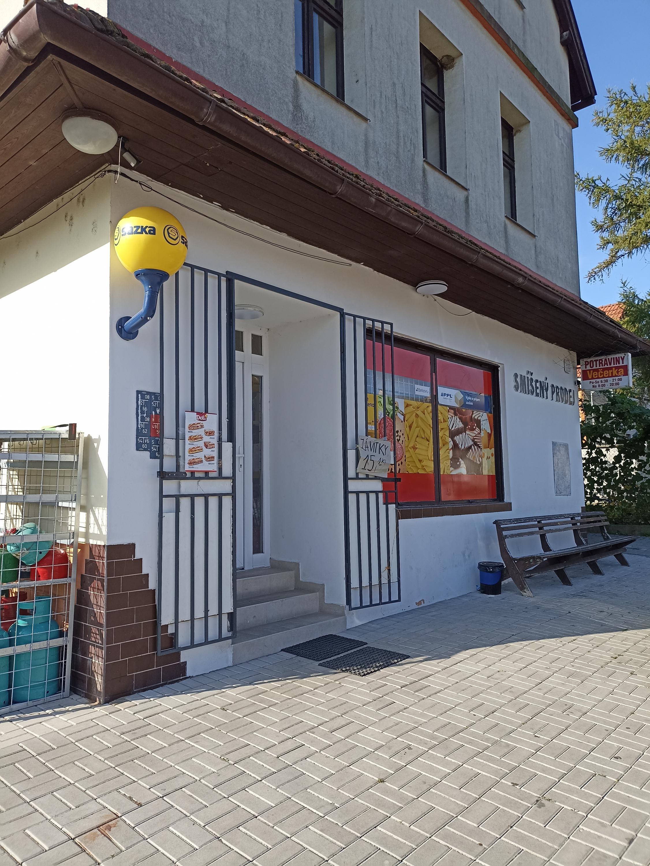 Prodejna smíšeného zboží Malé Žernoseky foto 2