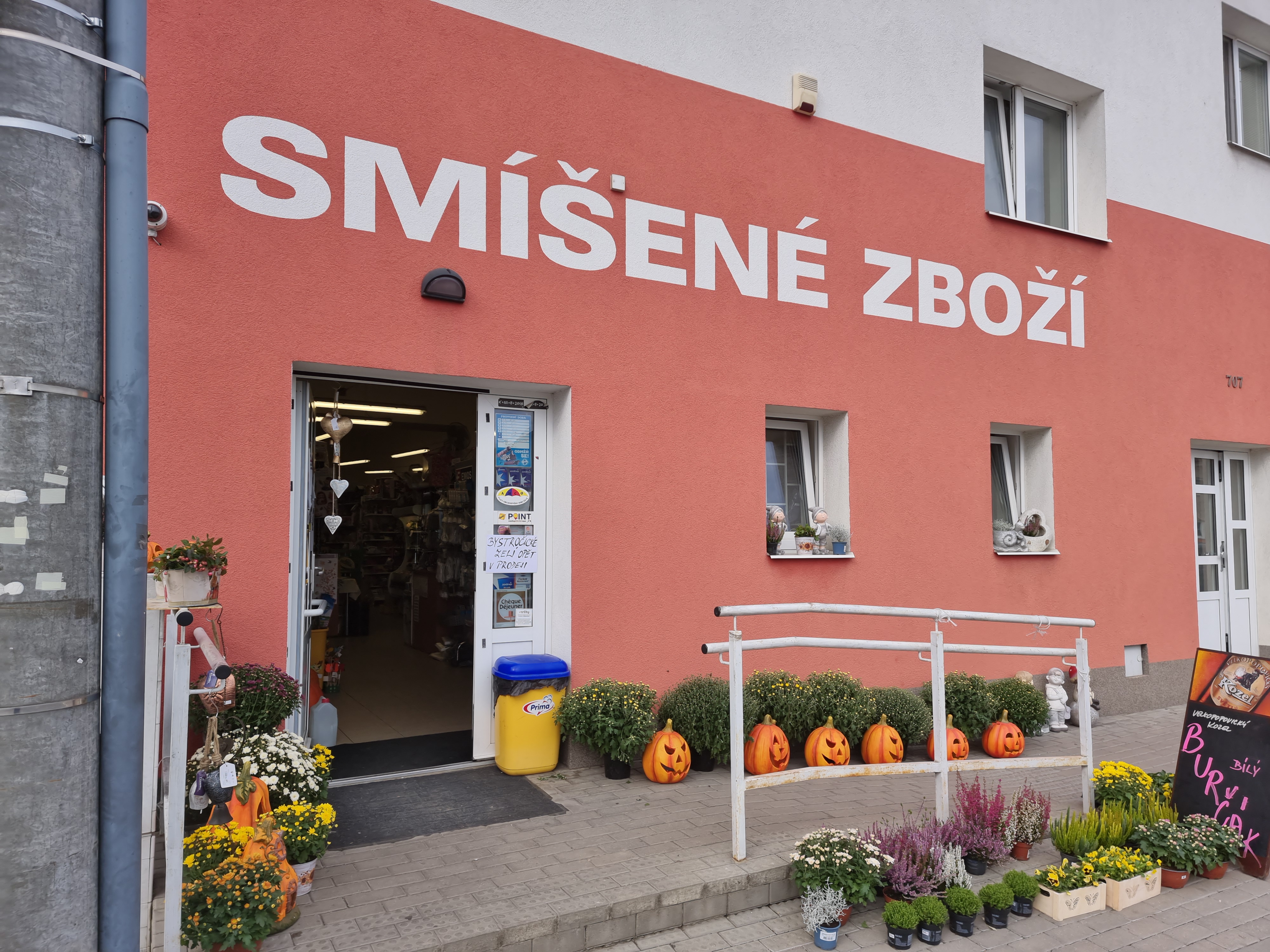 Smíšené zboží Sokolská 707 foto 3