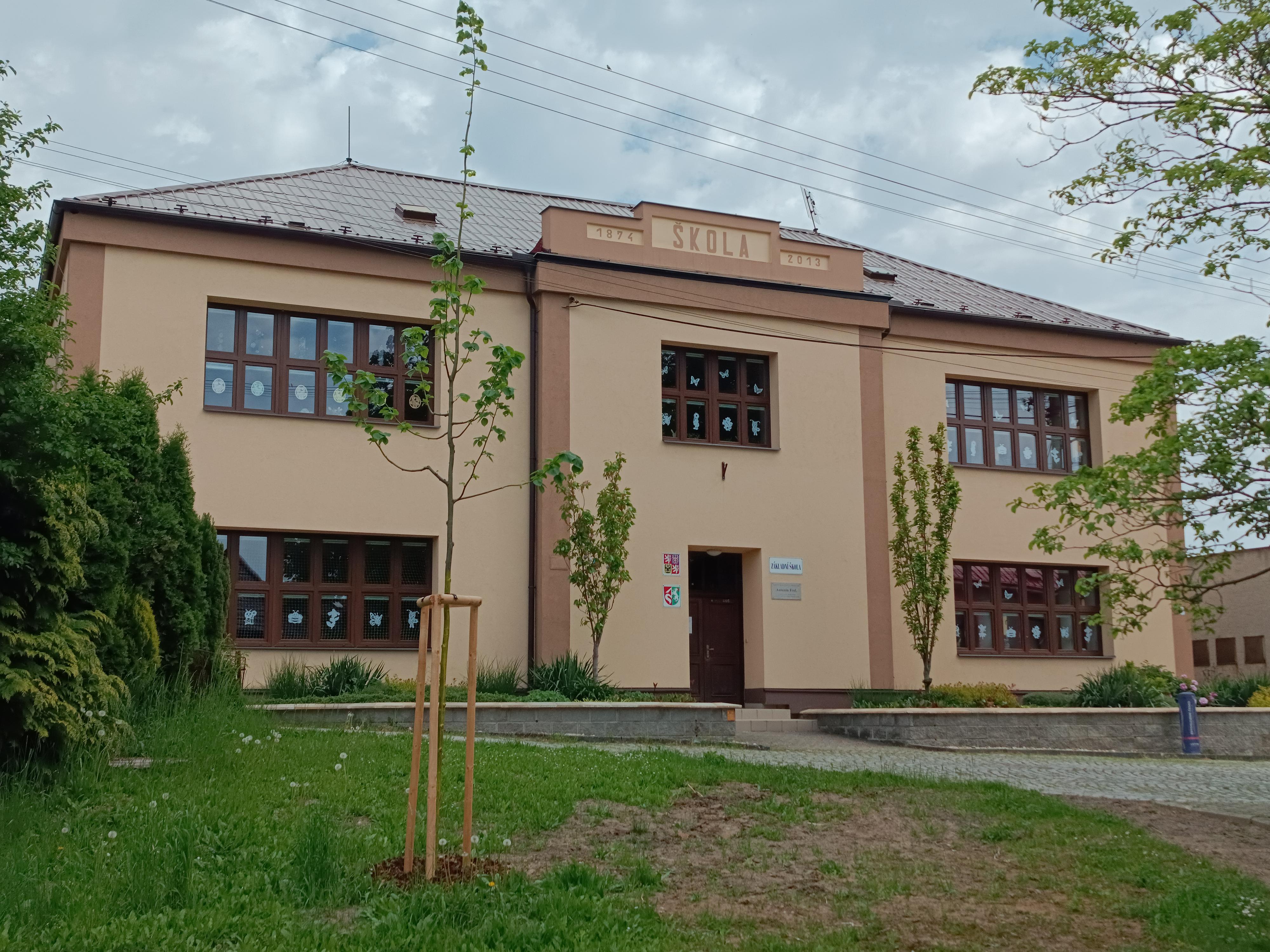 ZŠ Dolní Újezd foto 2