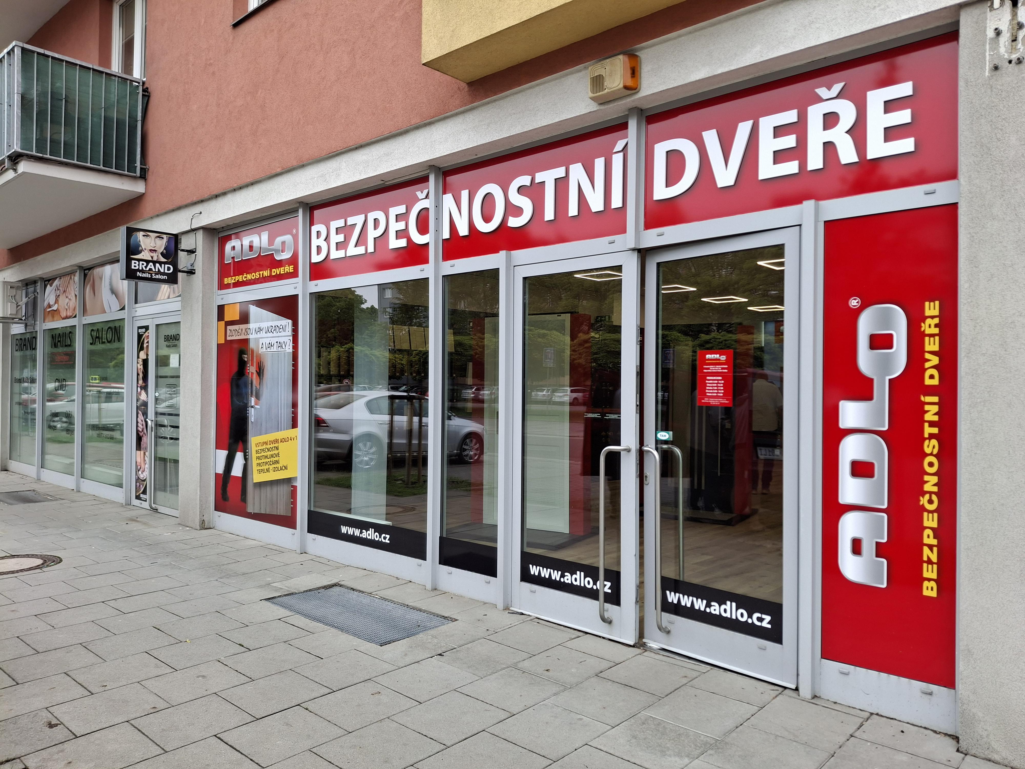 ADLO - bezpečnostní dveře foto 3