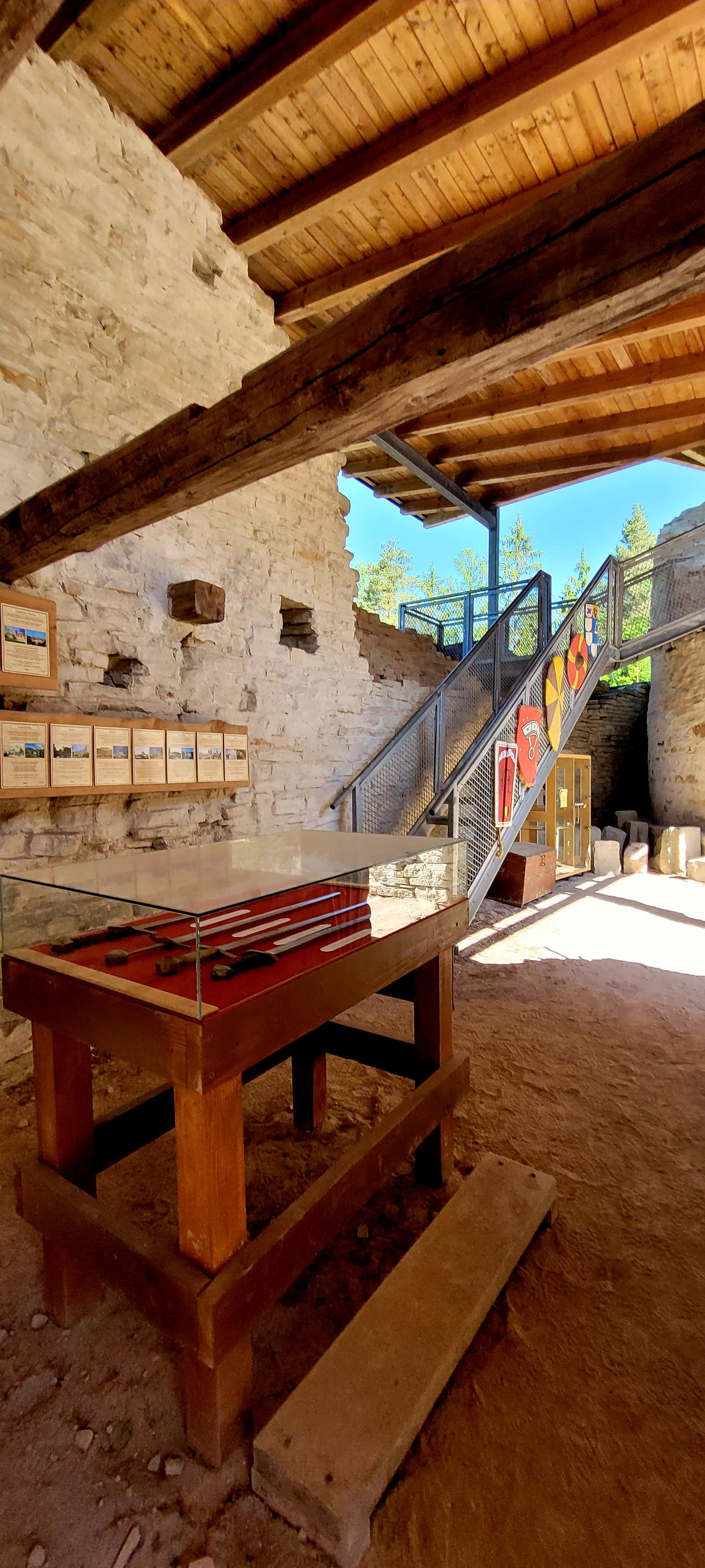 Státní hrad Vízmburk foto 6