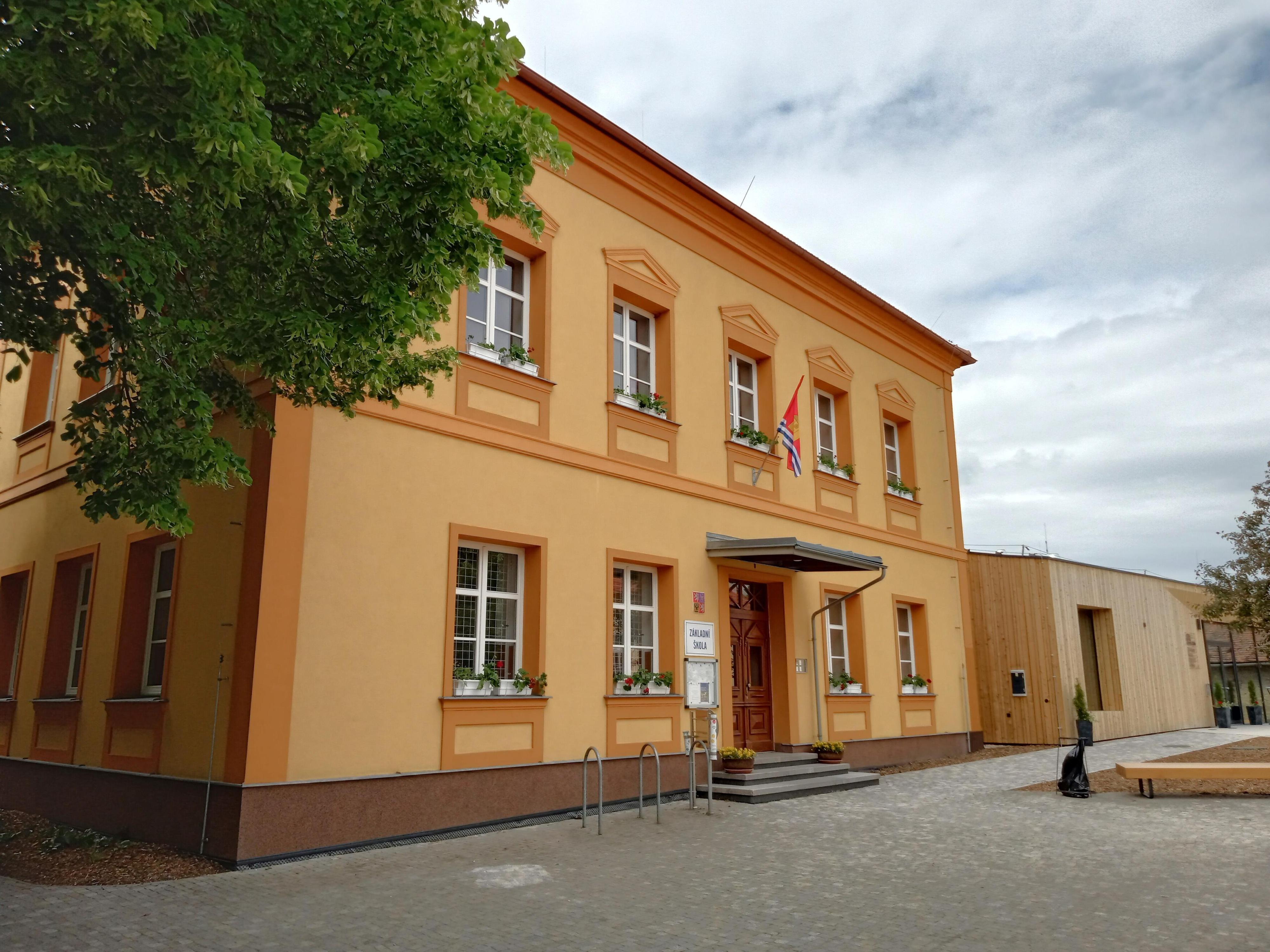 ZŠ Kostelní Lhota foto 3
