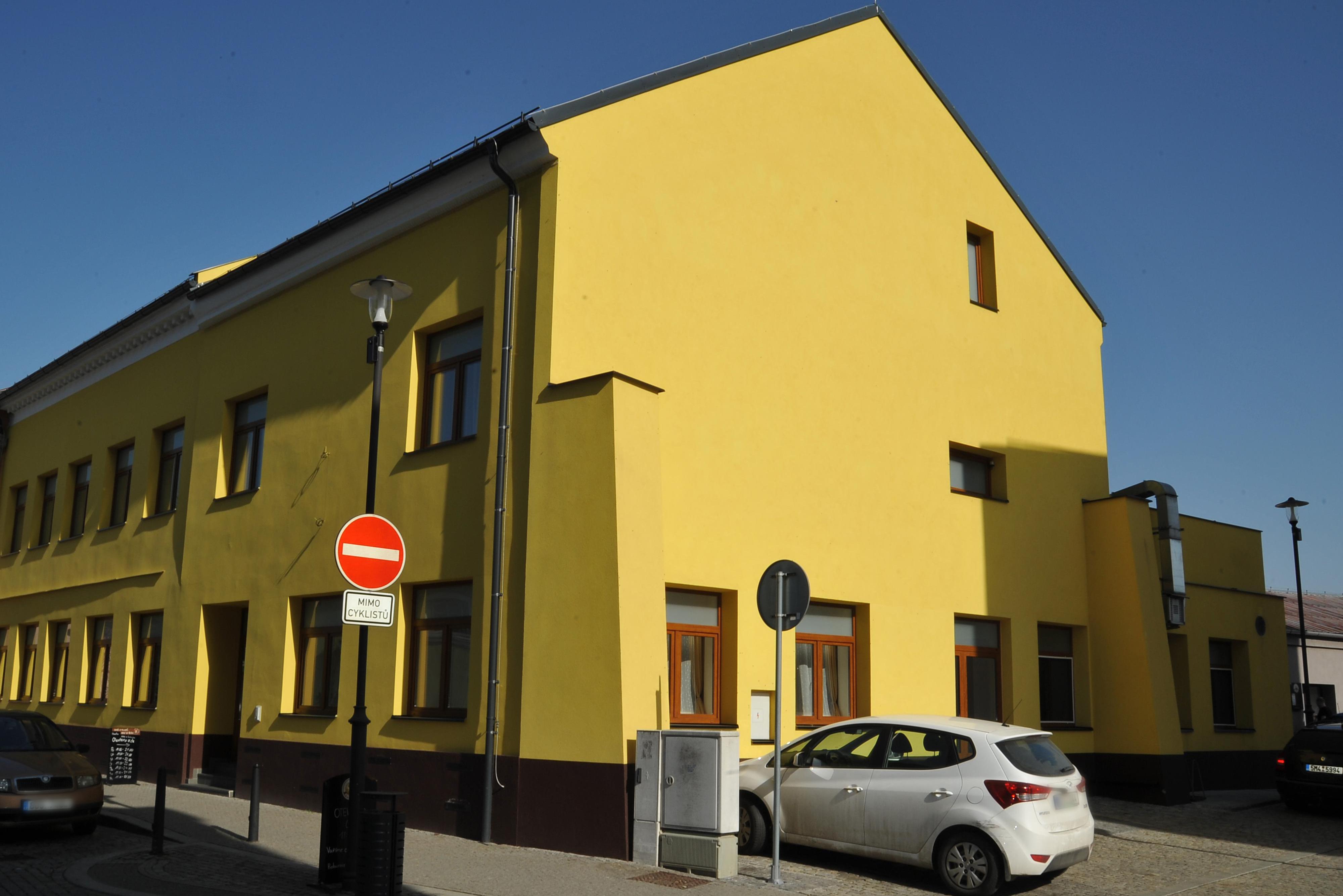 HRADBY hotel & restaurace