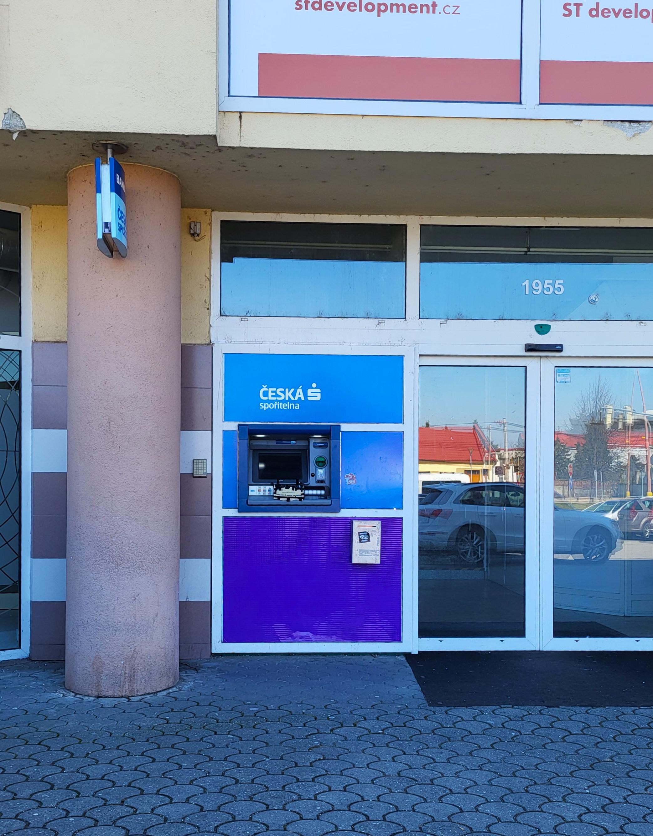 Bankomat České spořitelny foto 2