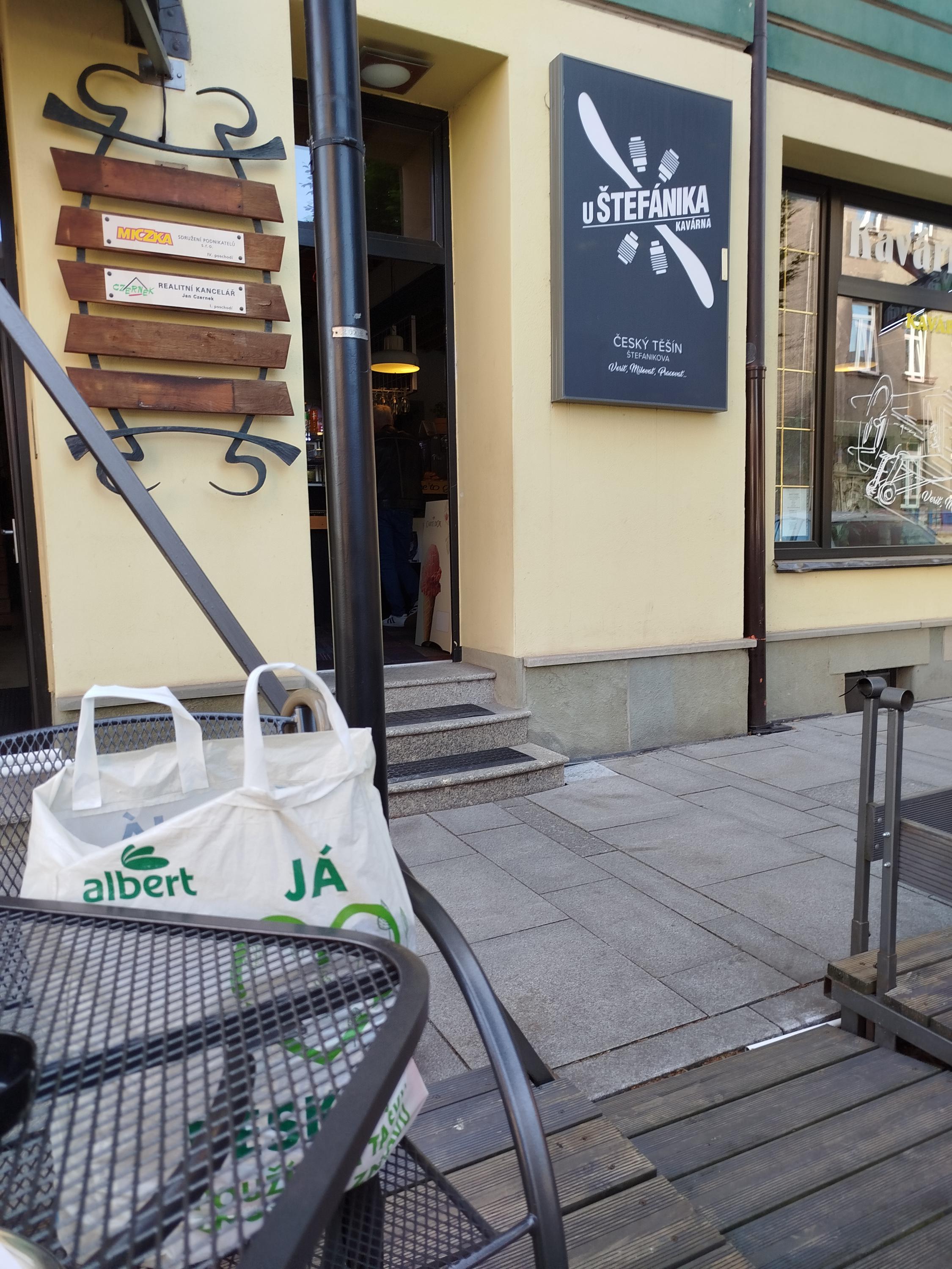 Kavárna u Štefánika foto 3