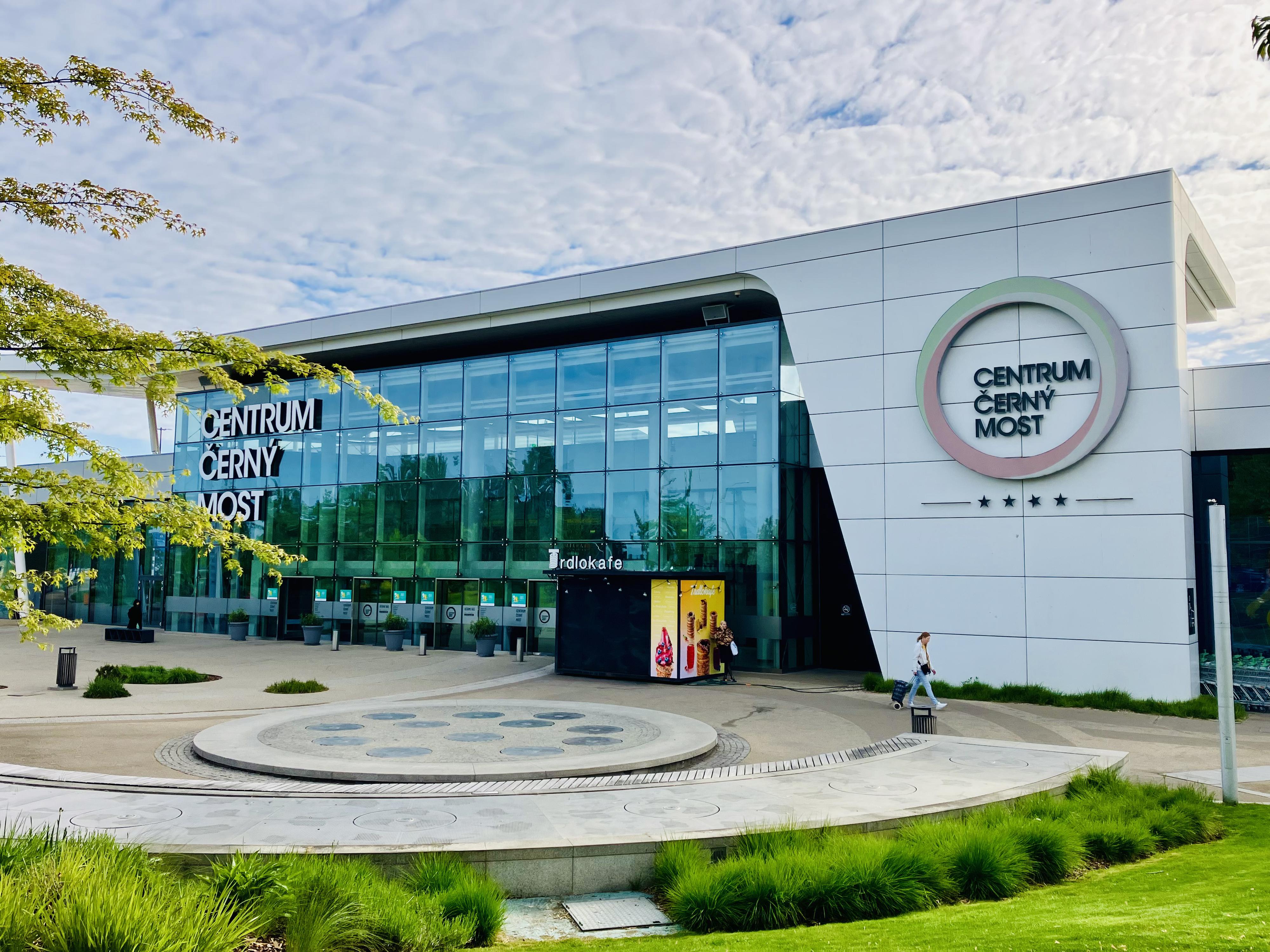 Westfield Černý Most