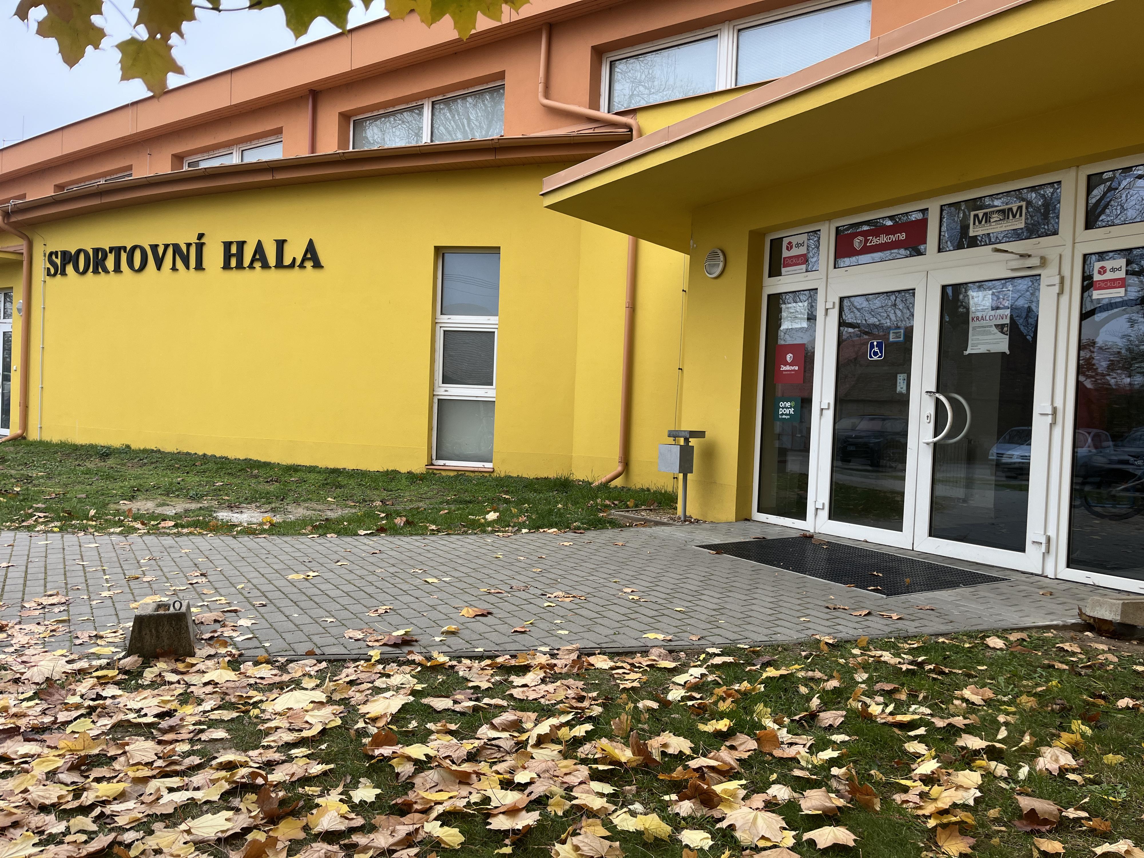 Sportovní hala Žabčice