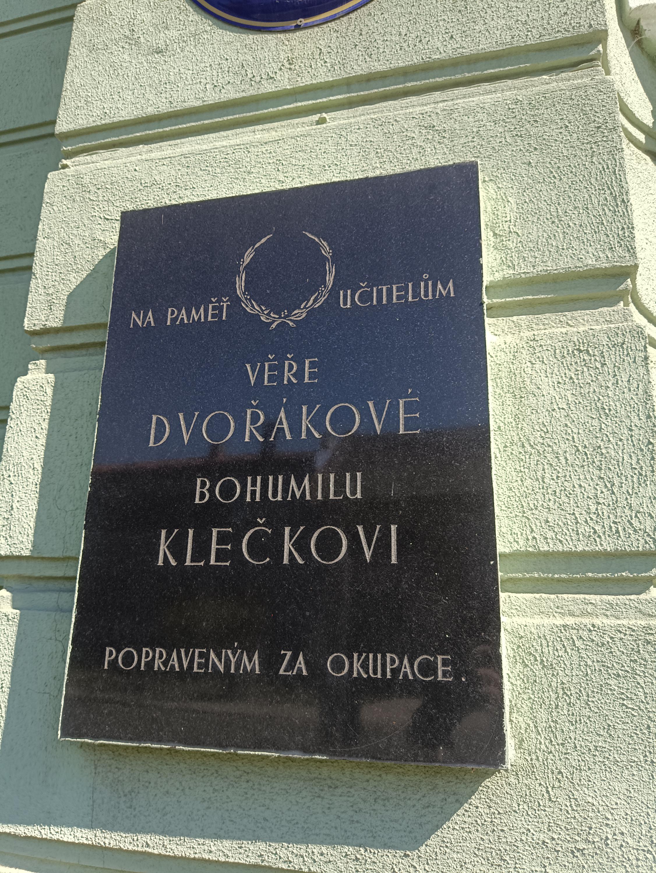 Obecní knihovna Buk foto 2