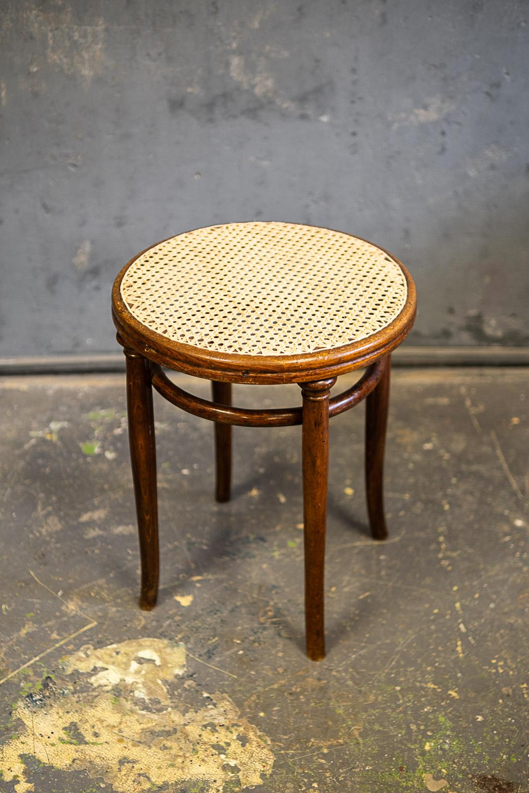 Restaurování nábytku Patina foto 3