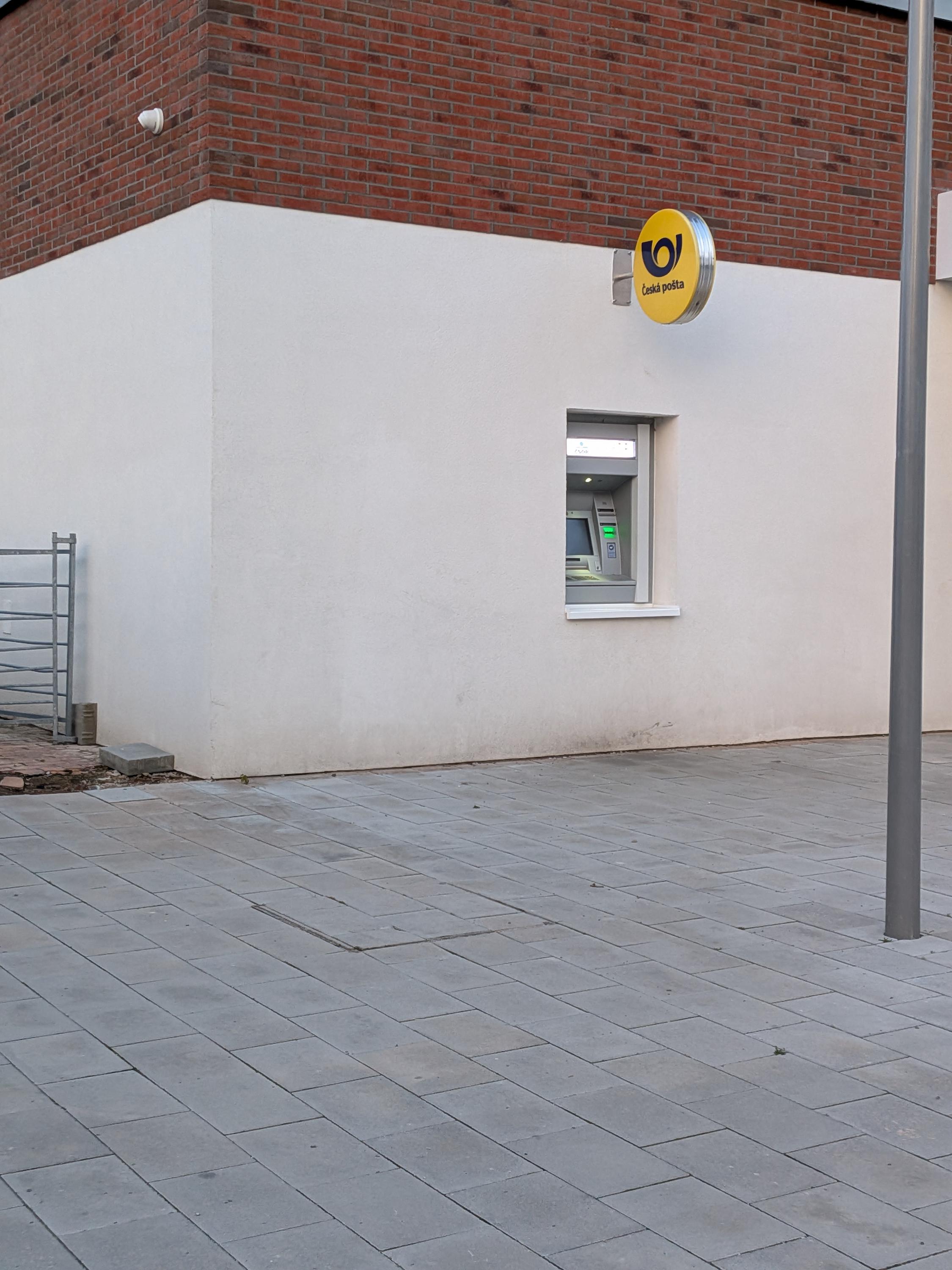 Bankomat ČSOB foto 2